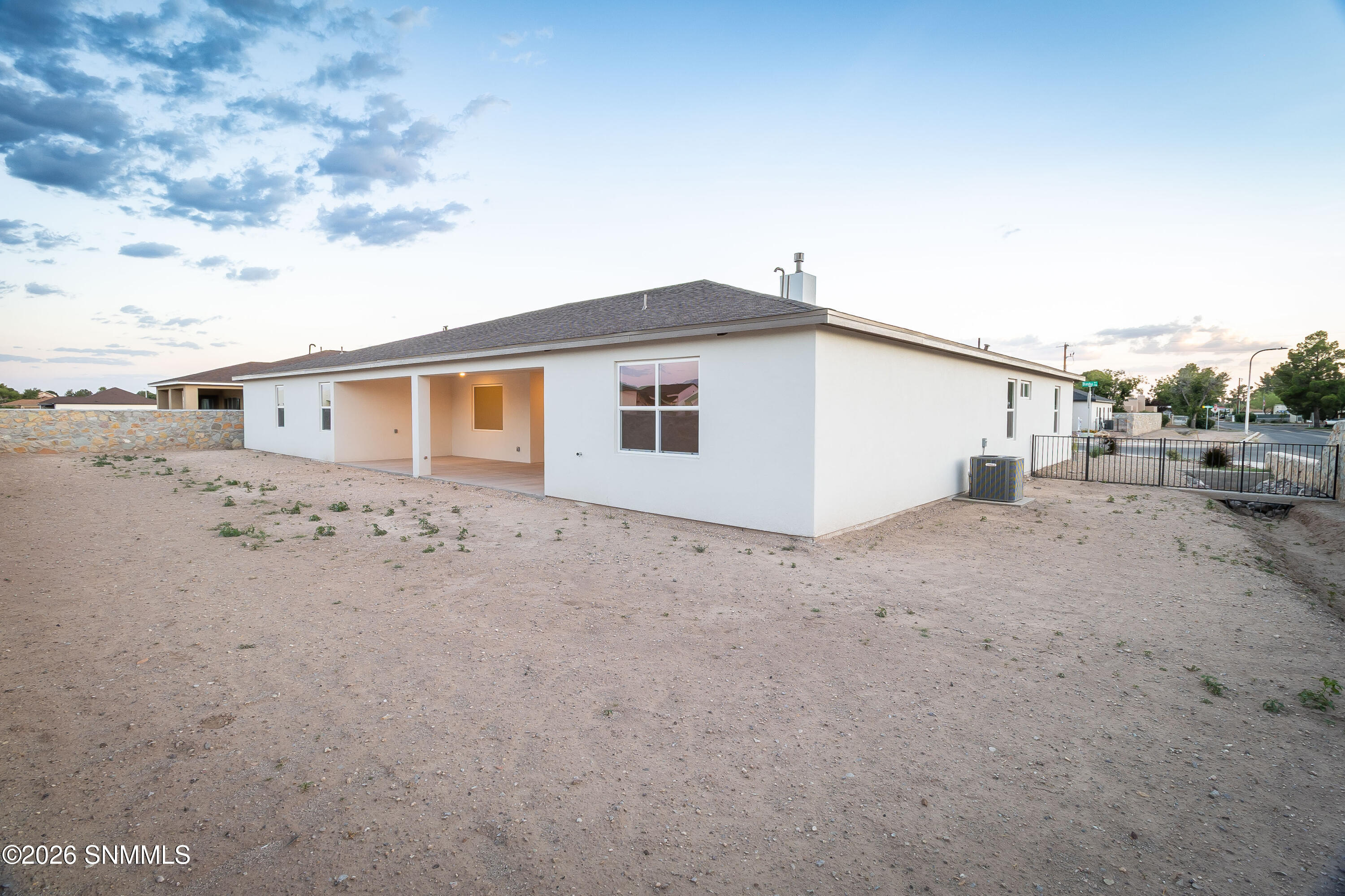 788 Basha Arc Property Photo 8