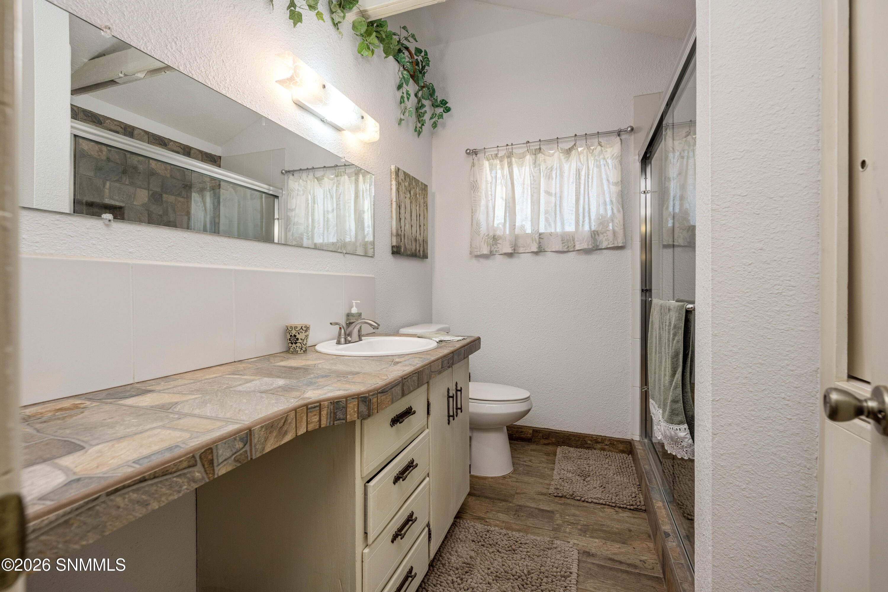 945 Eagle Wings Road Property Photo 41