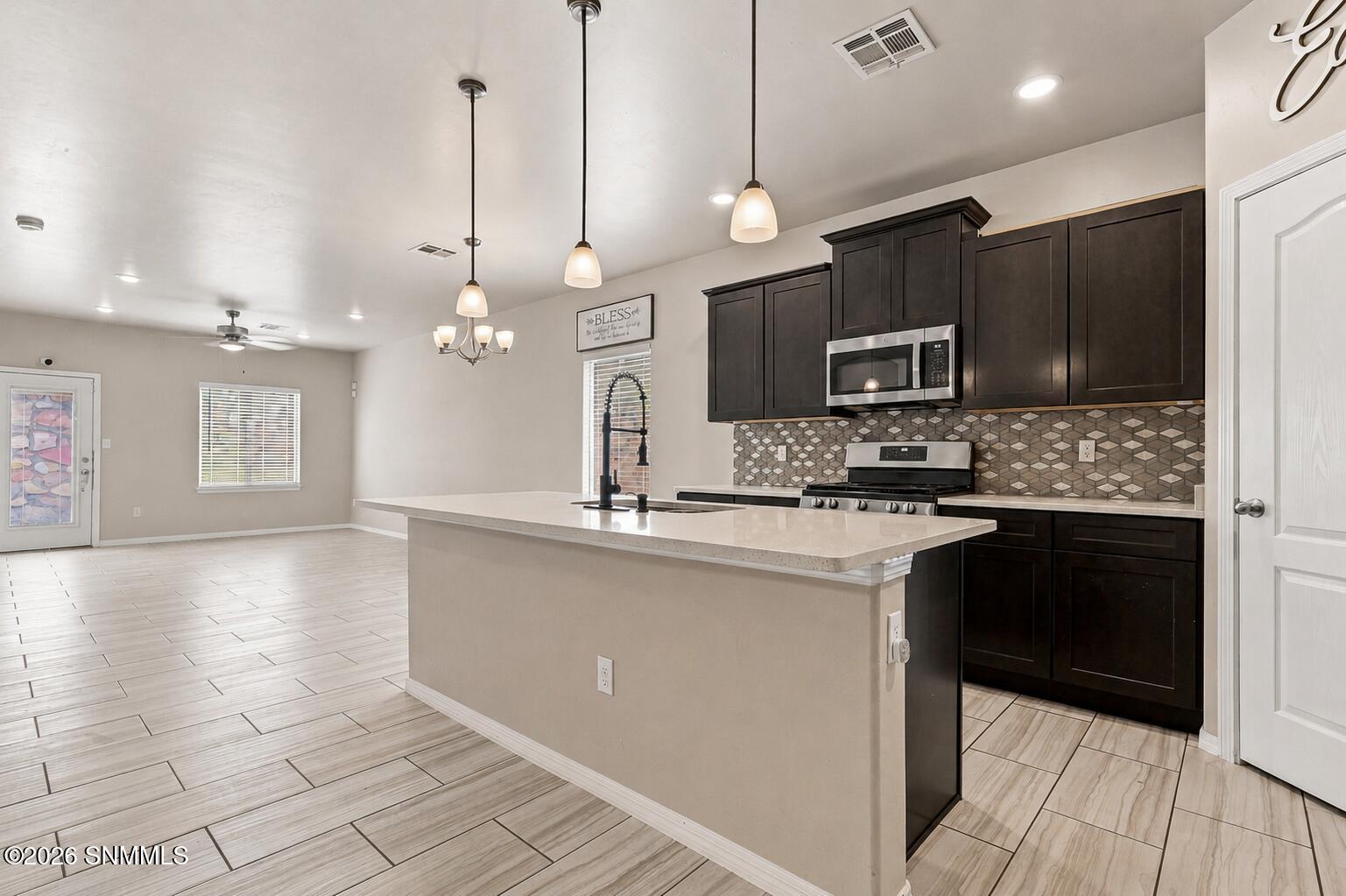 4242 Desert Lily Drive Property Photo 11