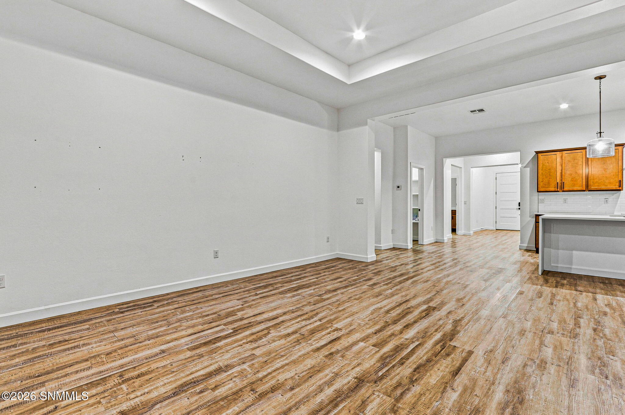 7378 Sentinel Avenue Property Photo 8