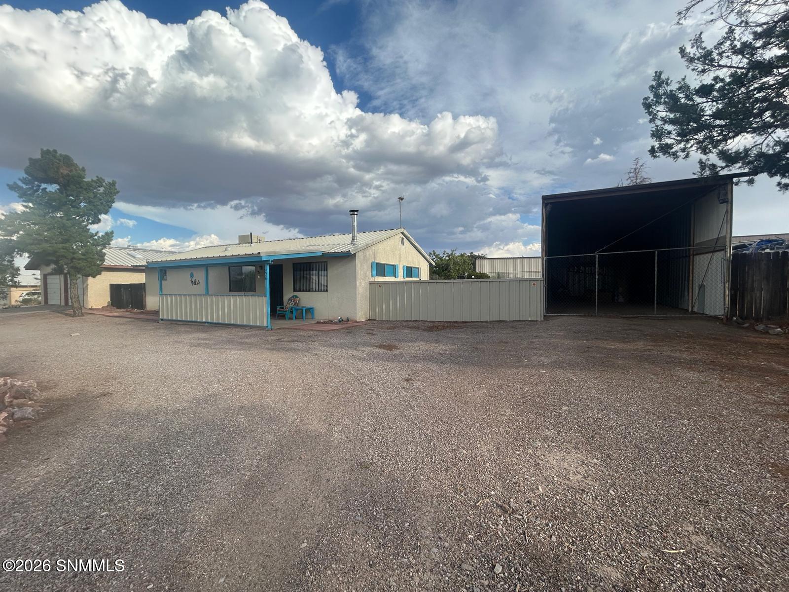 716 Erie Avenue Property Photo 4