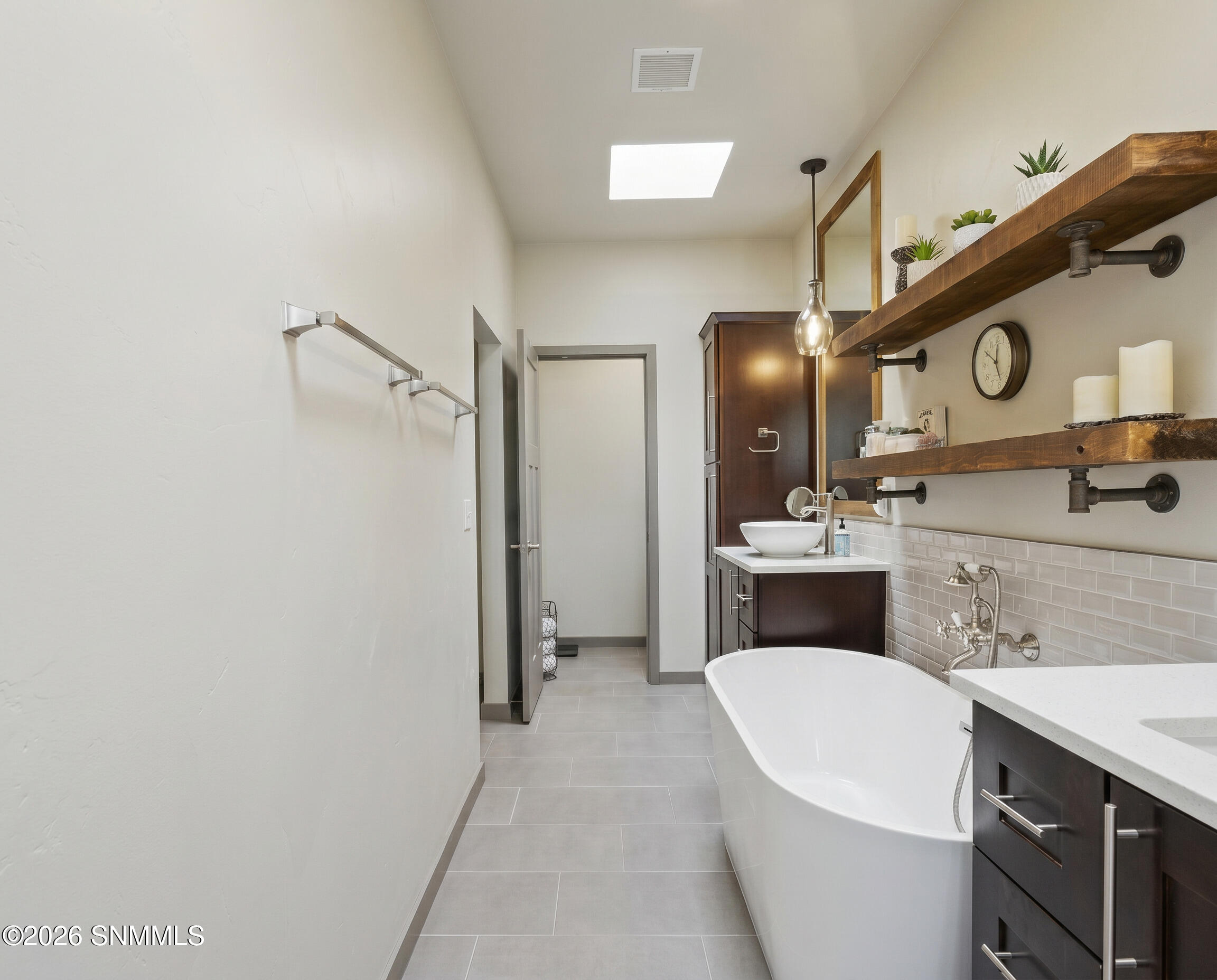 3747 Golden Echo Loop Property Photo 17