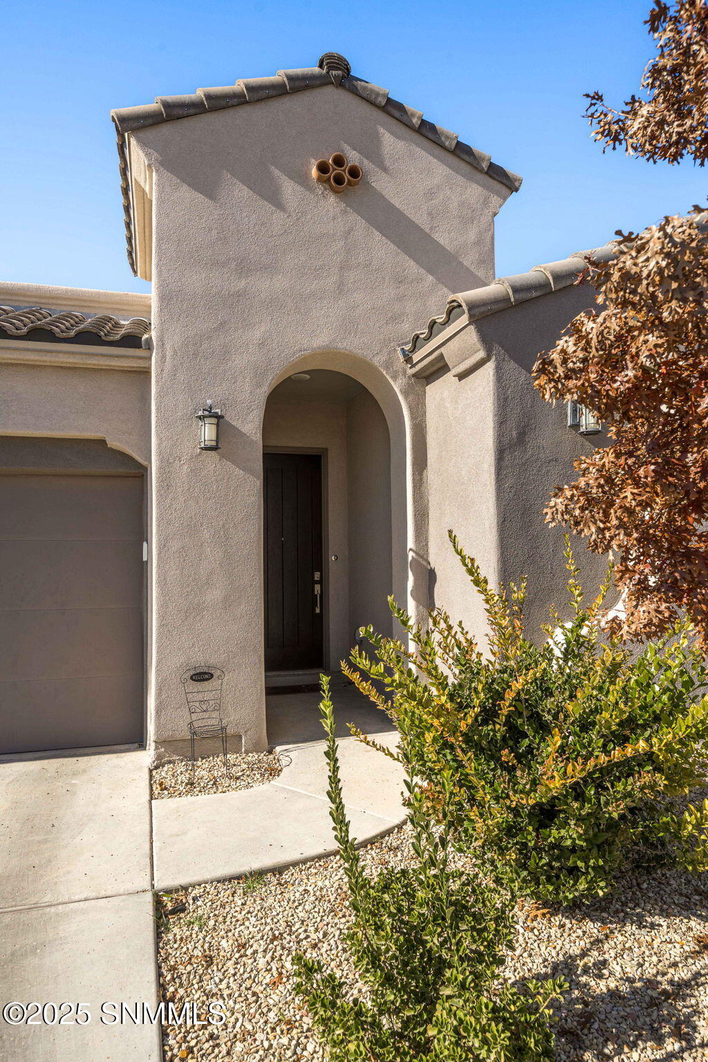 6107 Andromeda Loop Property Photo 2