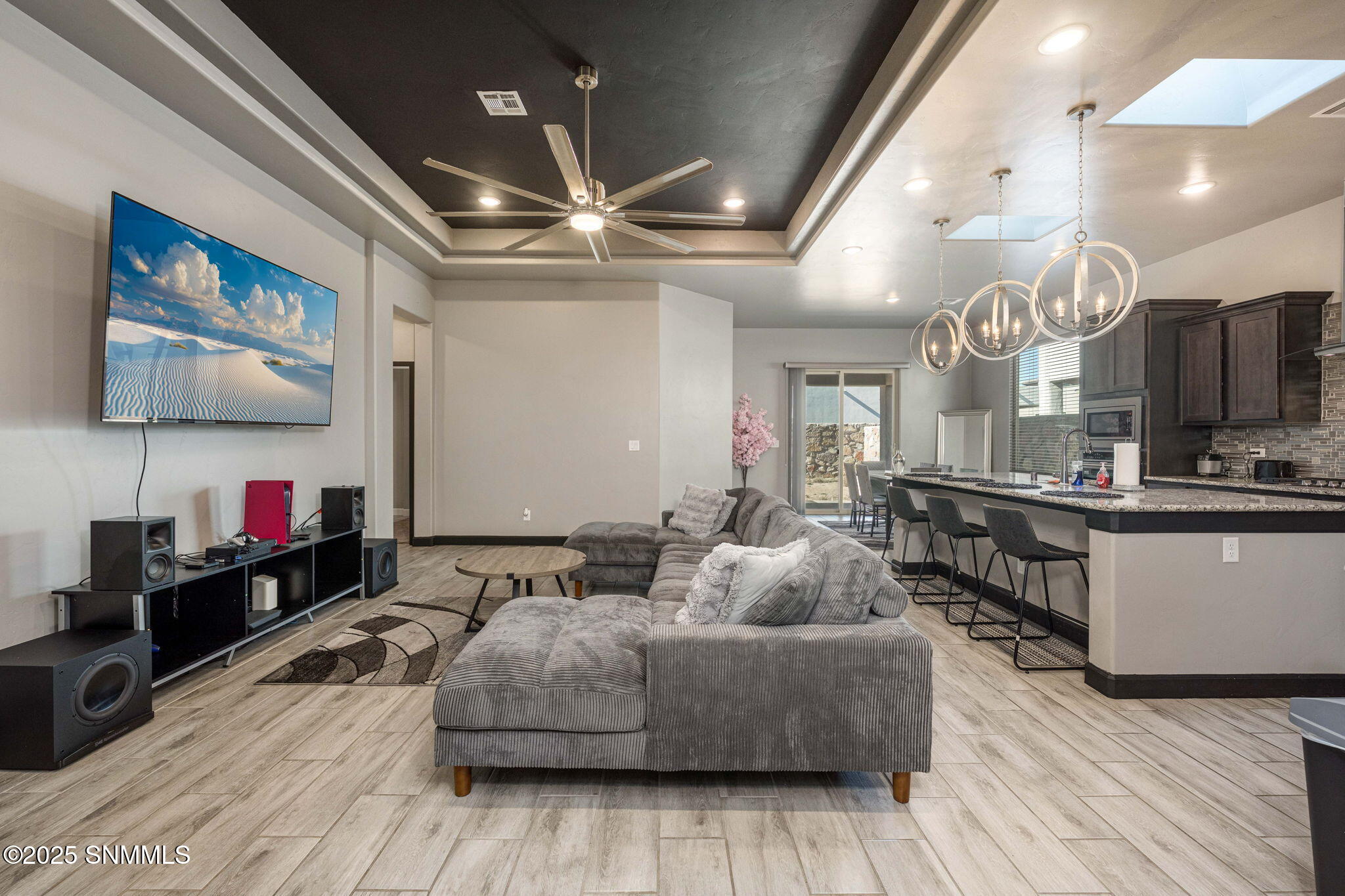 6107 Andromeda Loop Property Photo 6