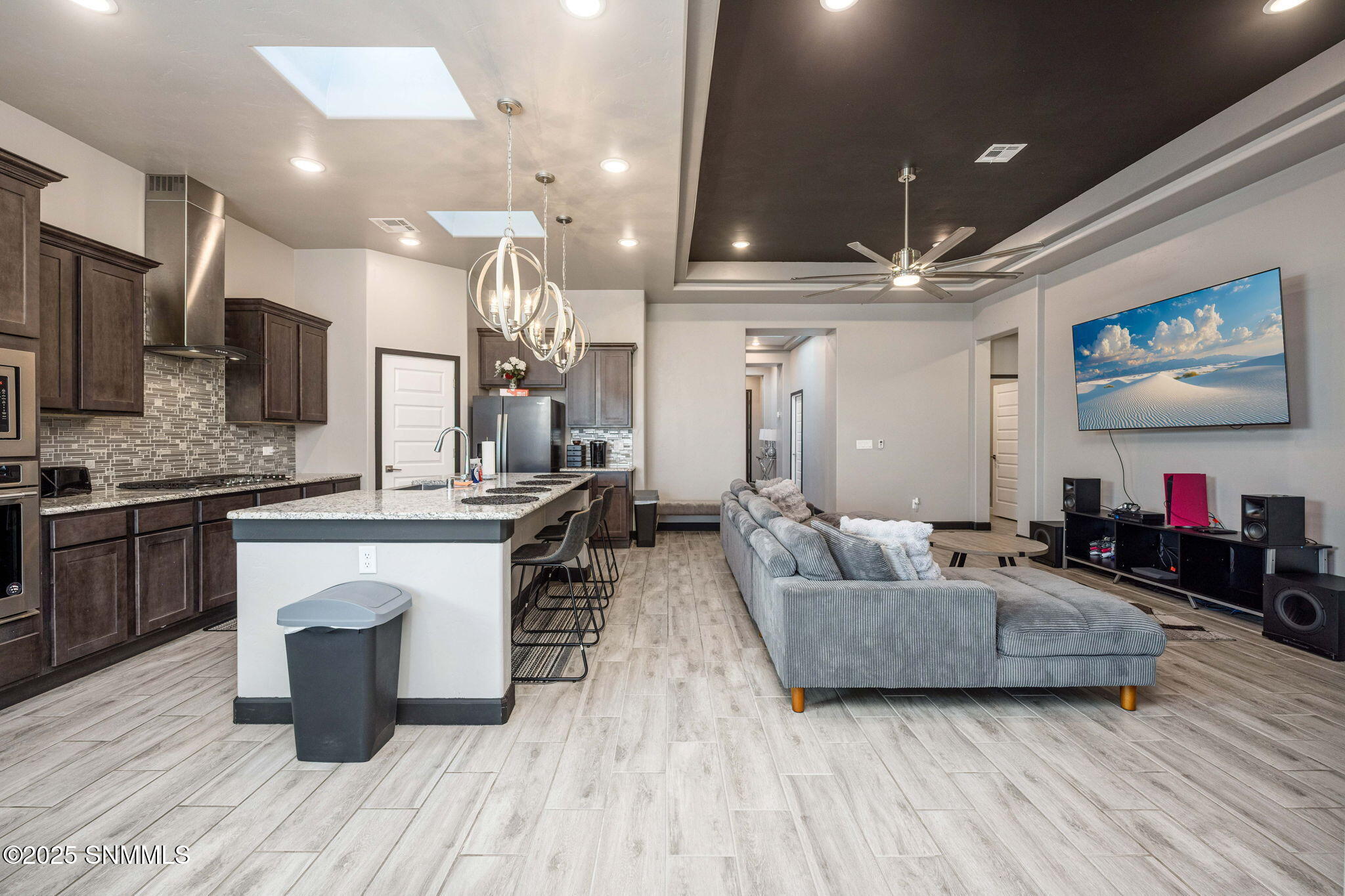 6107 Andromeda Loop Property Photo 9