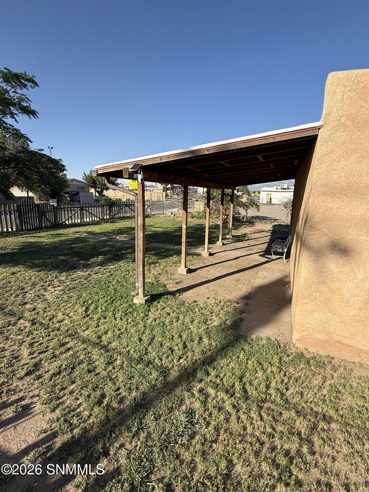 1219 Mcfie Avenue Property Photo 4