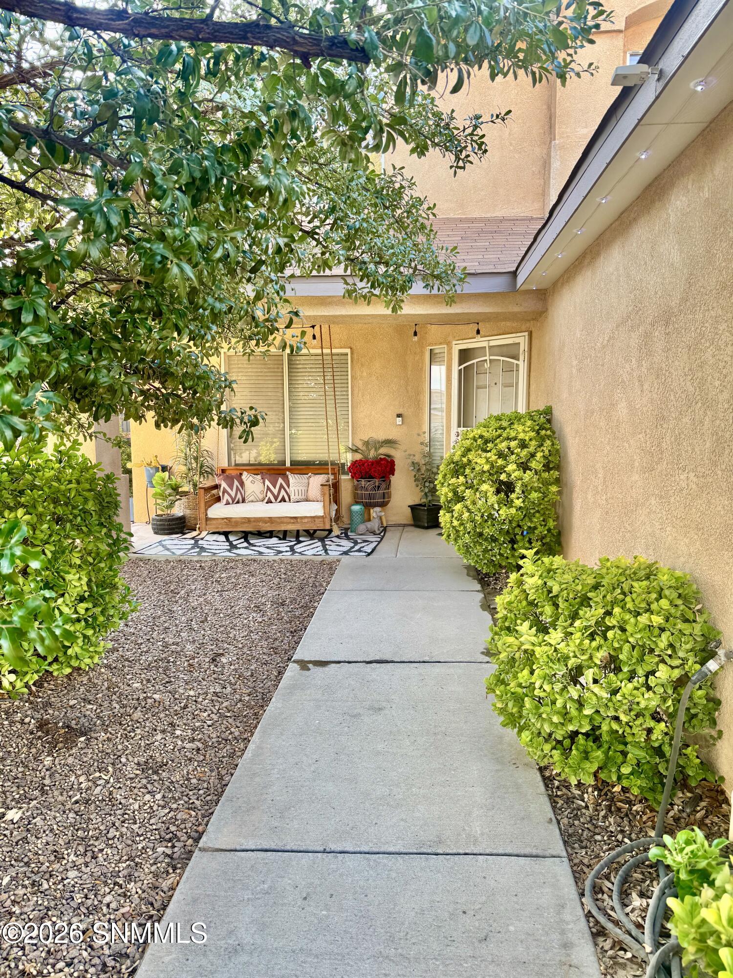 1127 Steins Drive Property Photo 3
