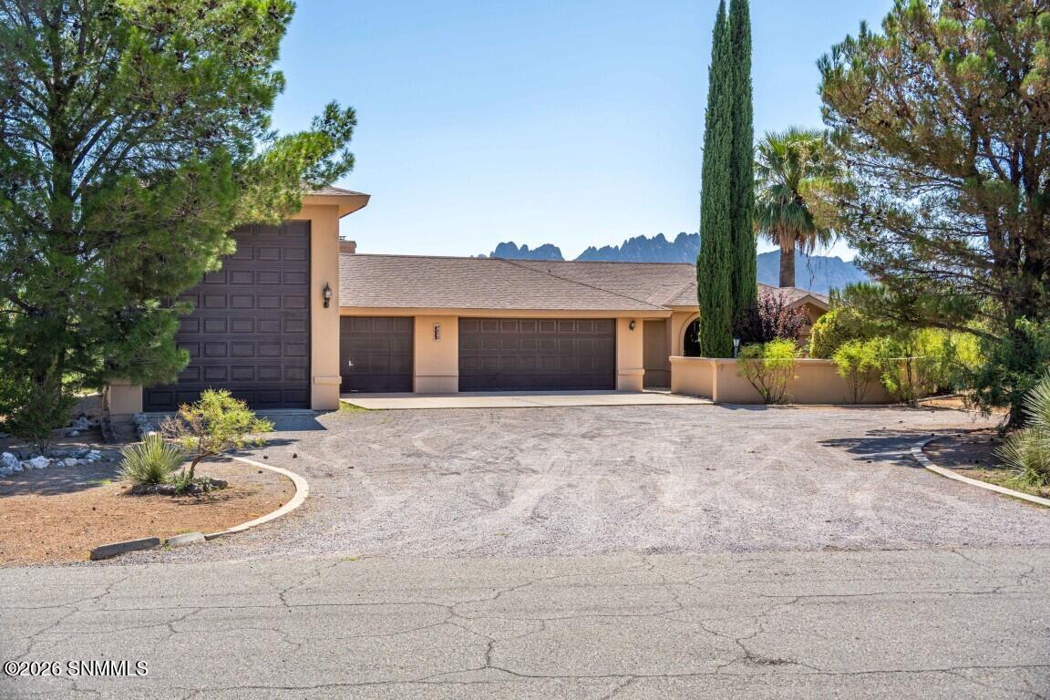 6100 San Augustin Drive Property Photo 1