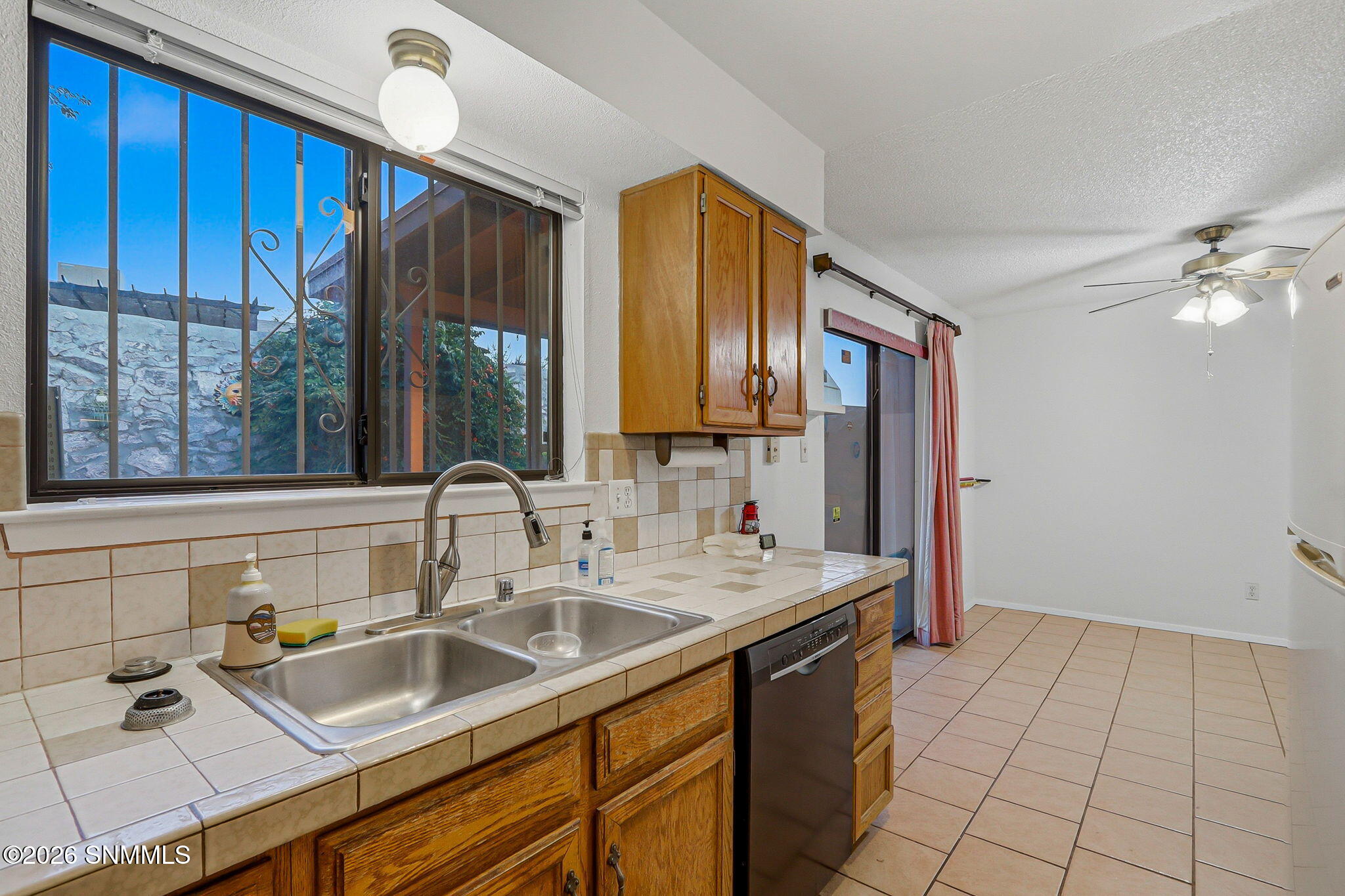 1636 Capitan Avenue Property Photo 13