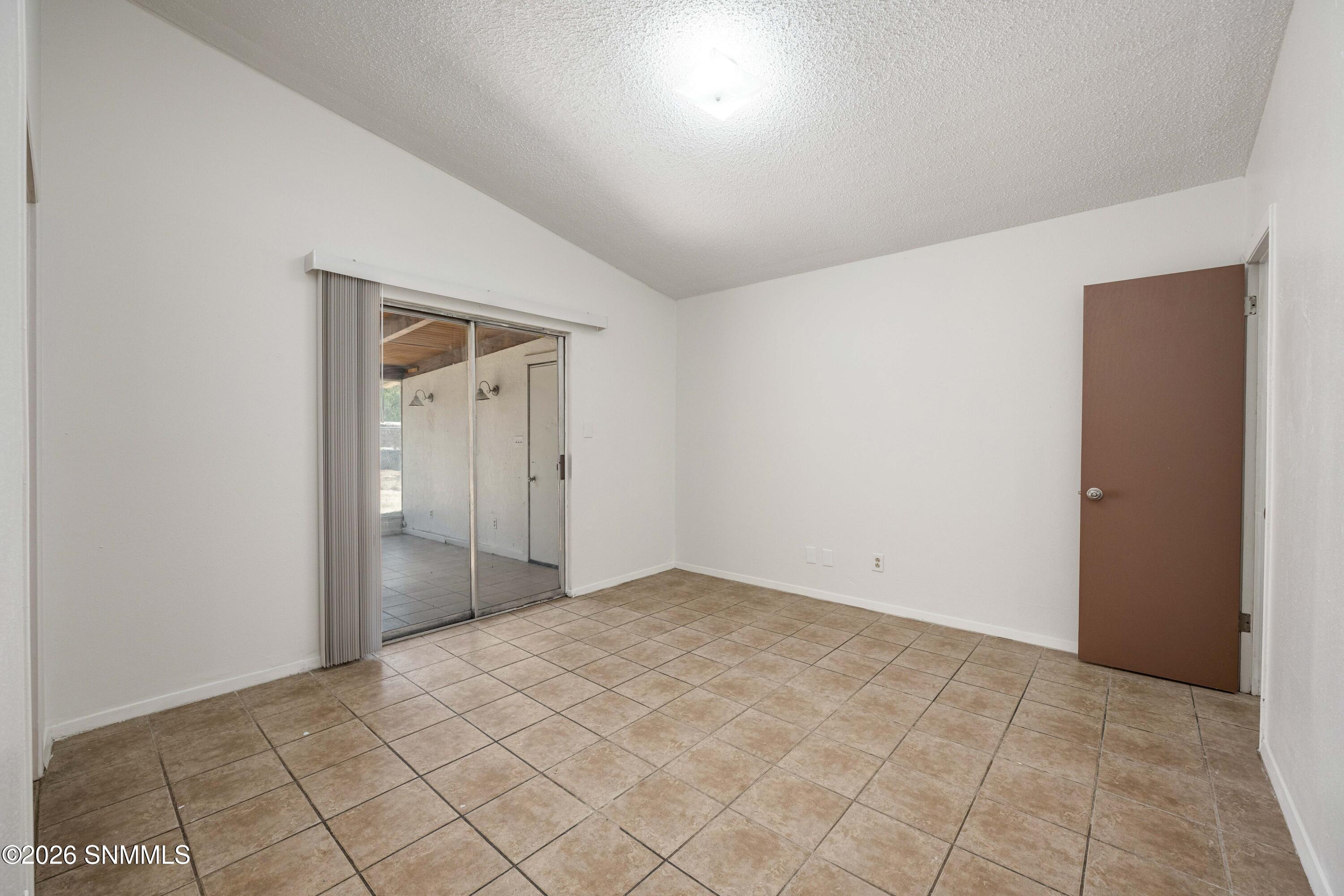1440 Juniper Property Photo 18
