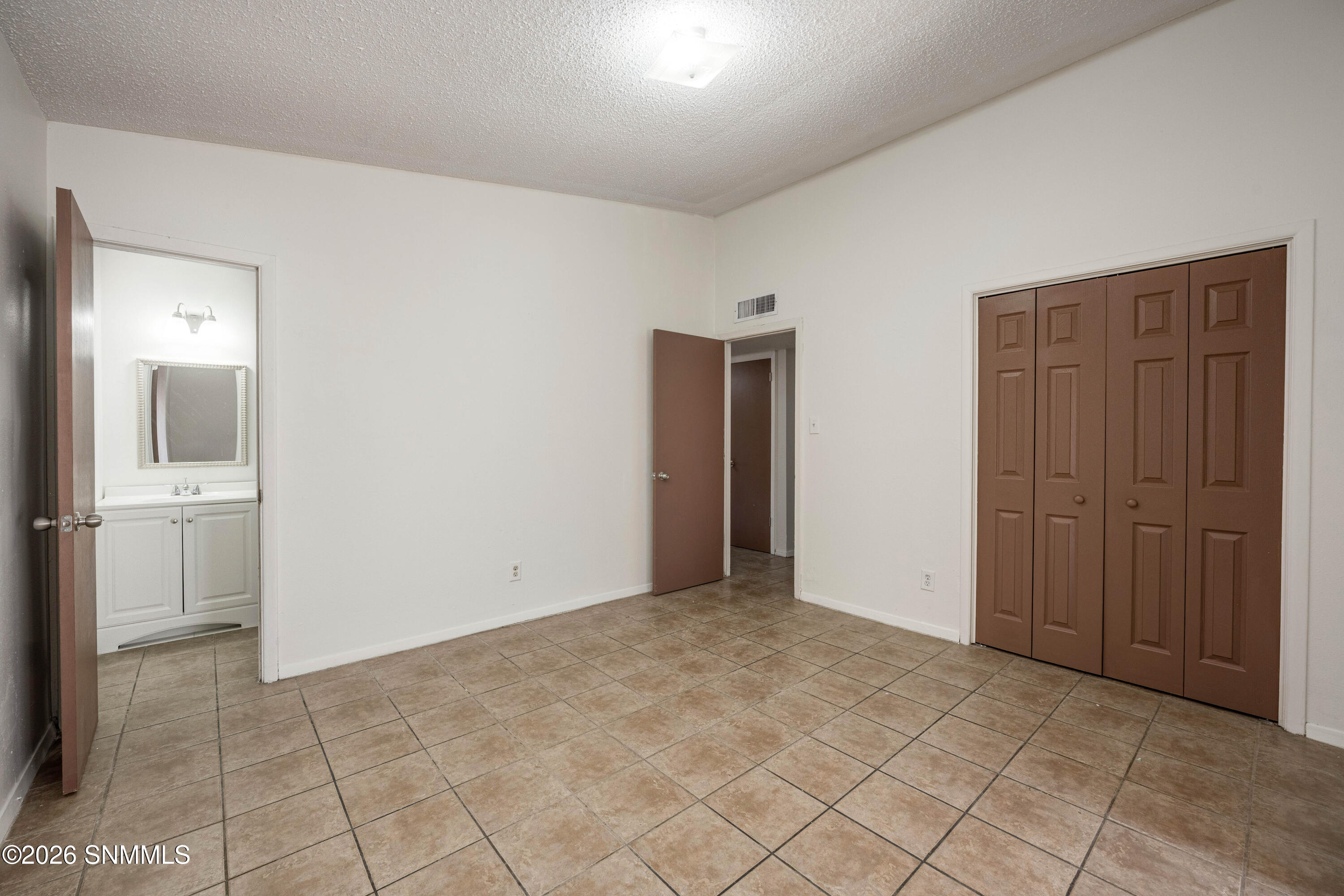 1440 Juniper Property Photo 19