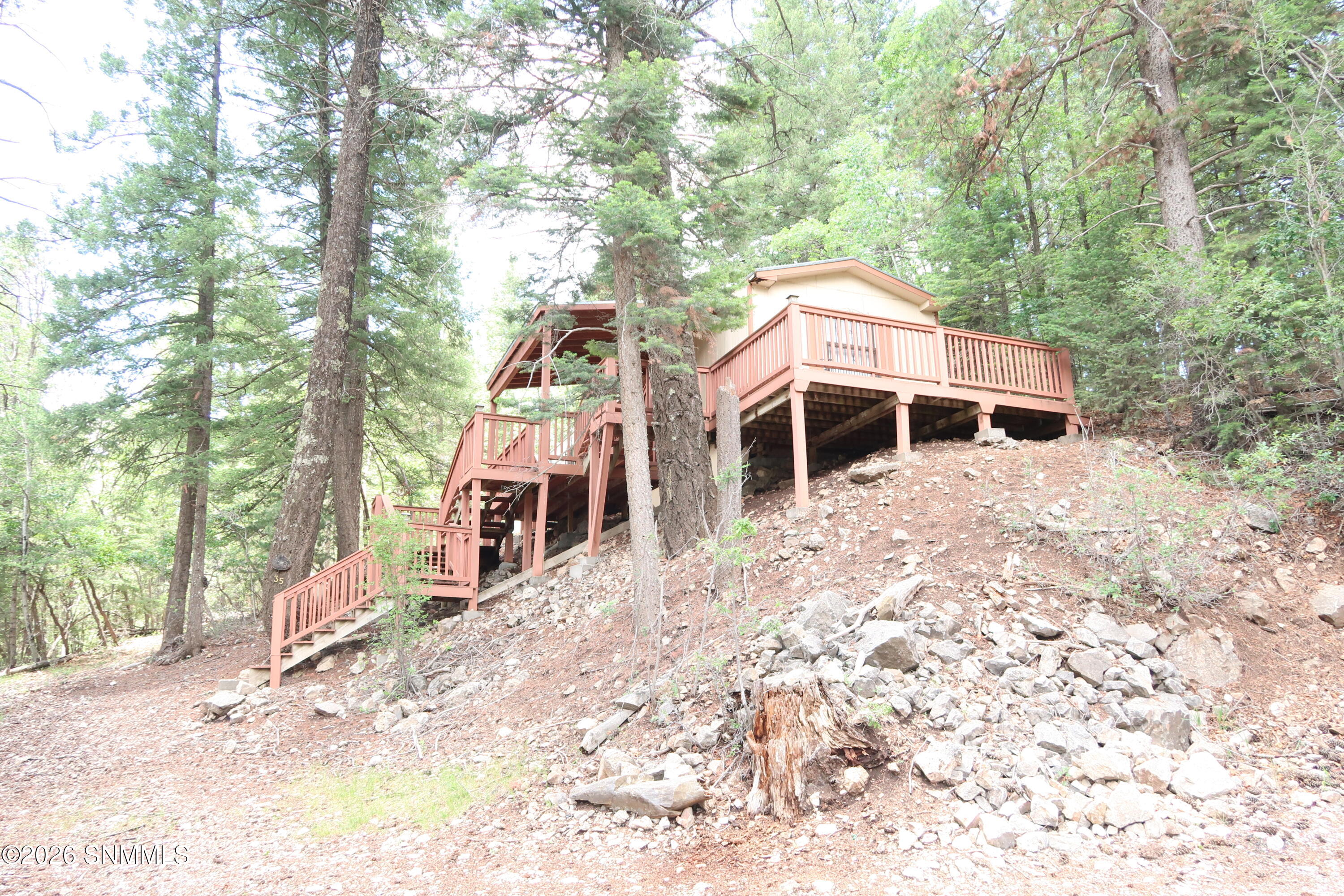 35 Silver Cloud Drive Property Photo 1