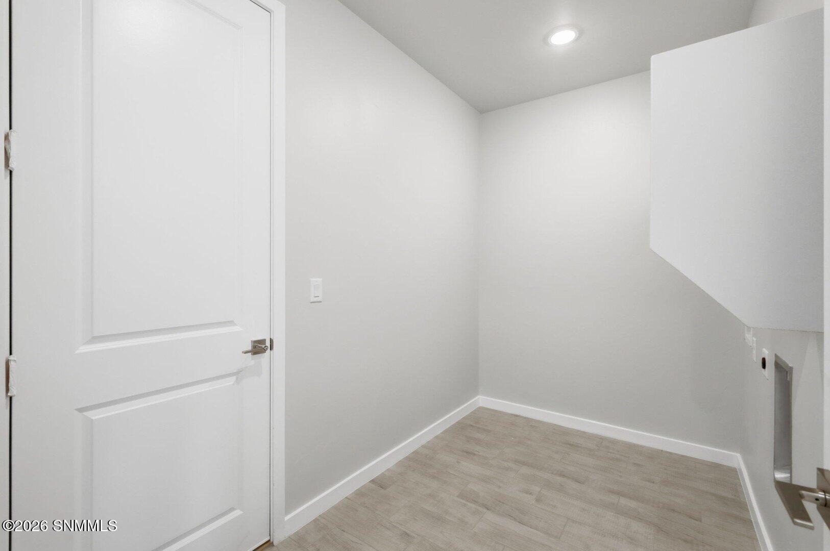 6055 Green Ridge Drive Property Photo 16