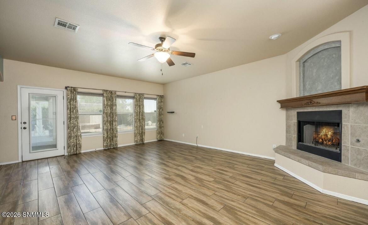 4681 Mesa Rico Drive Property Photo 15