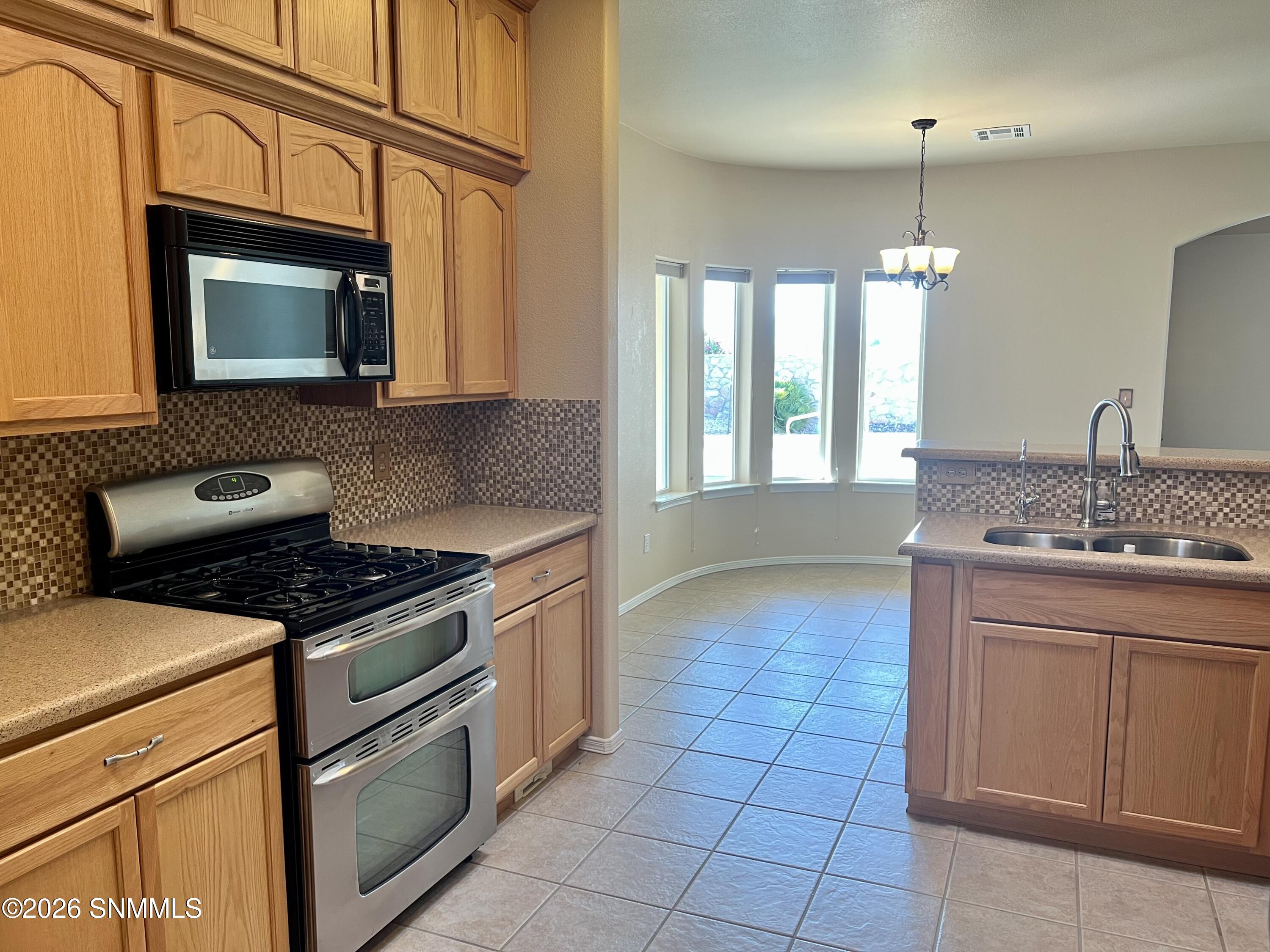 4681 Mesa Rico Drive Property Photo 16