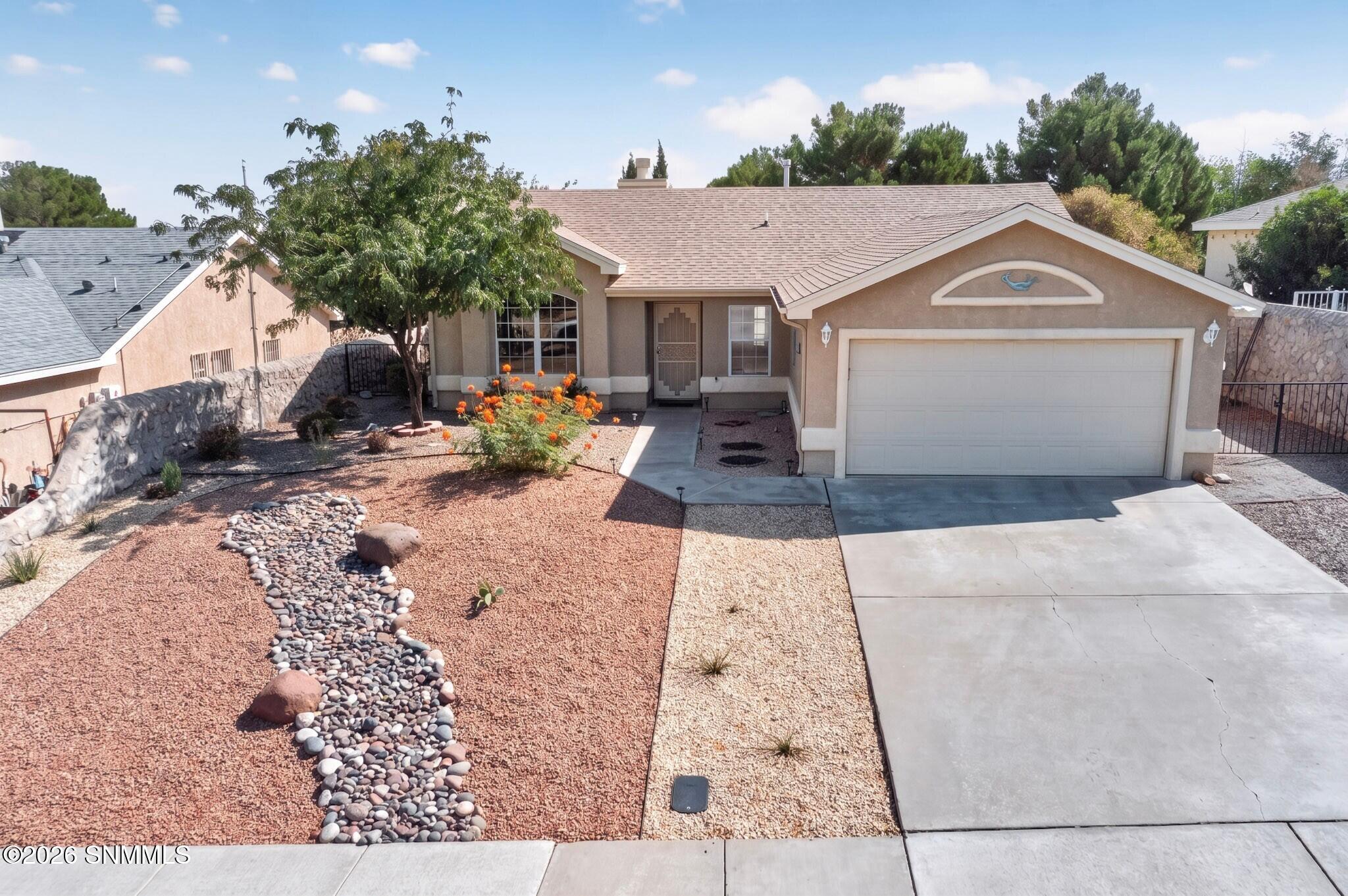 753 Scenic View Drive Property Photo 1