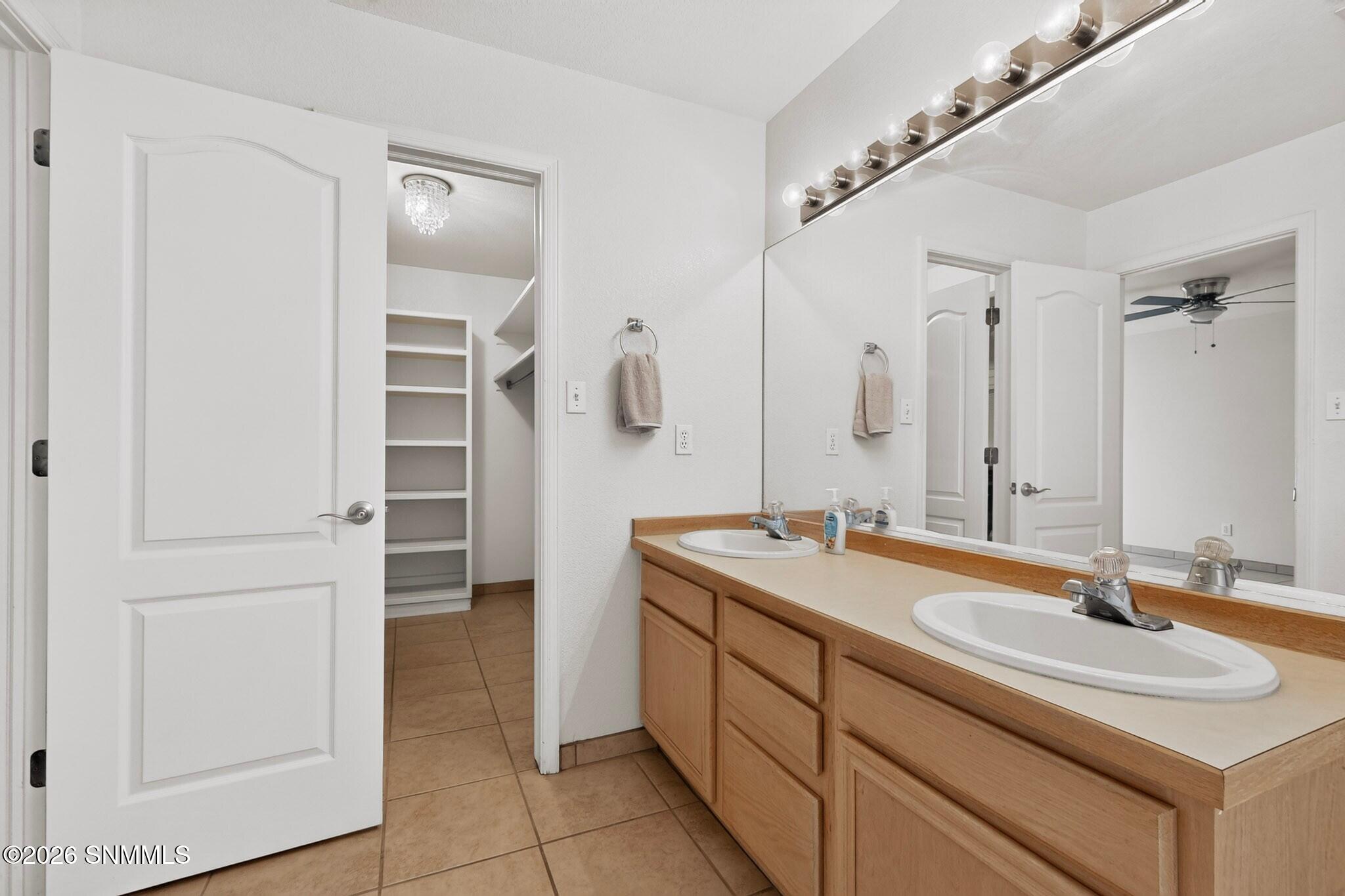 753 Scenic View Drive Property Photo 13
