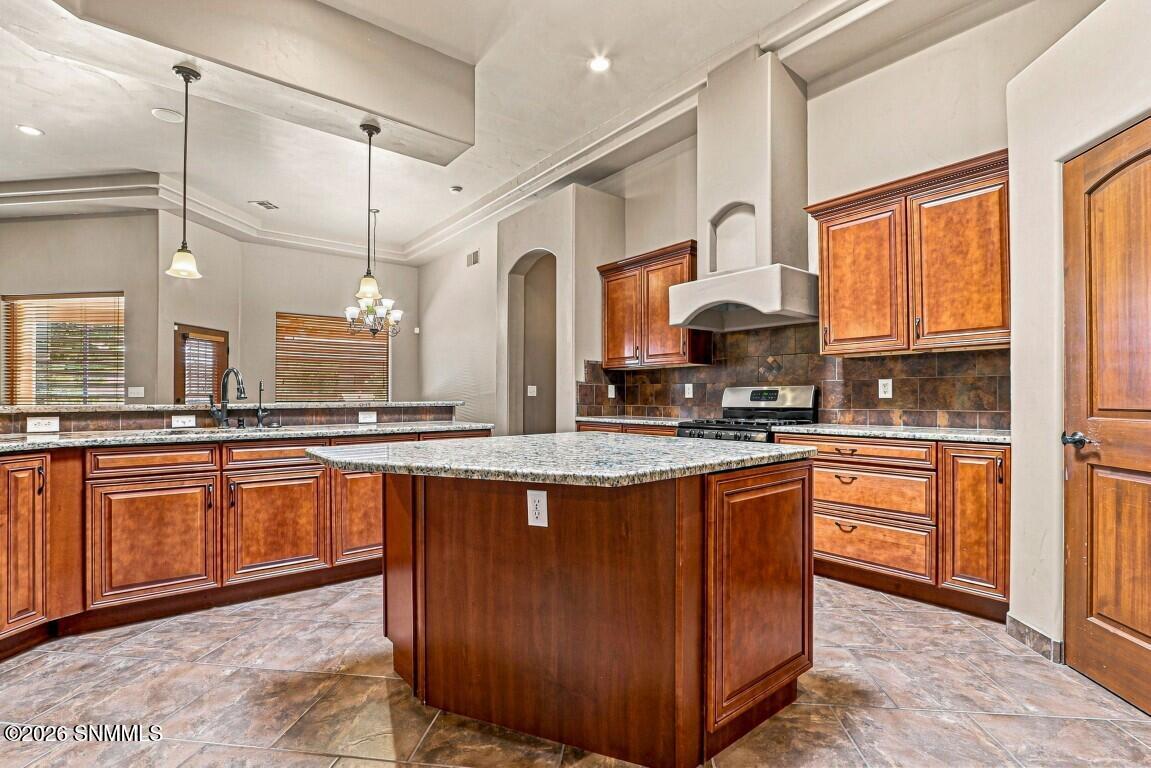 4192 Santa Lucia Arc Property Photo 19