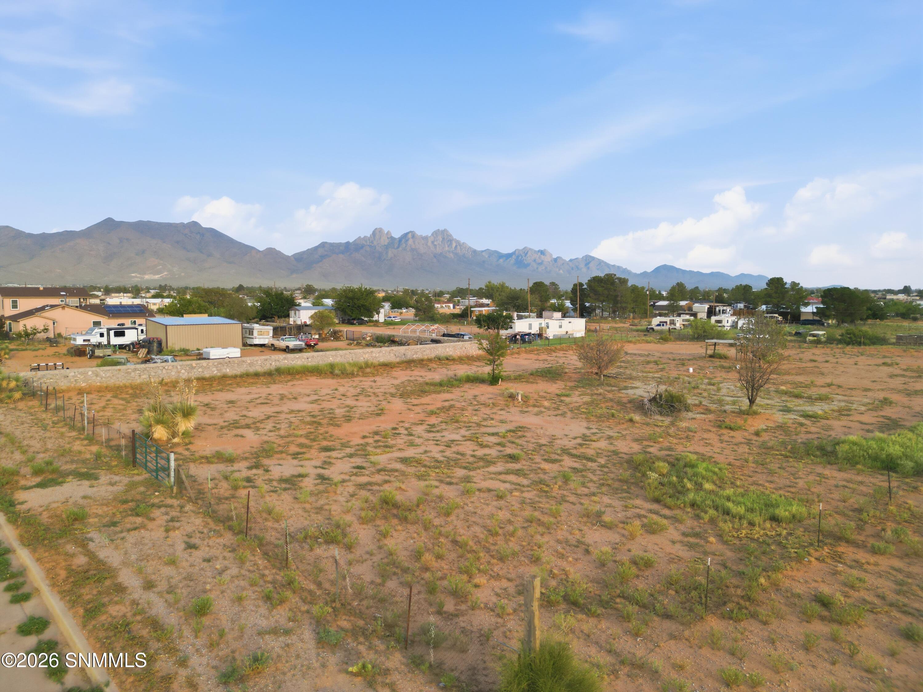 8940 Corona Road Property Photo 7