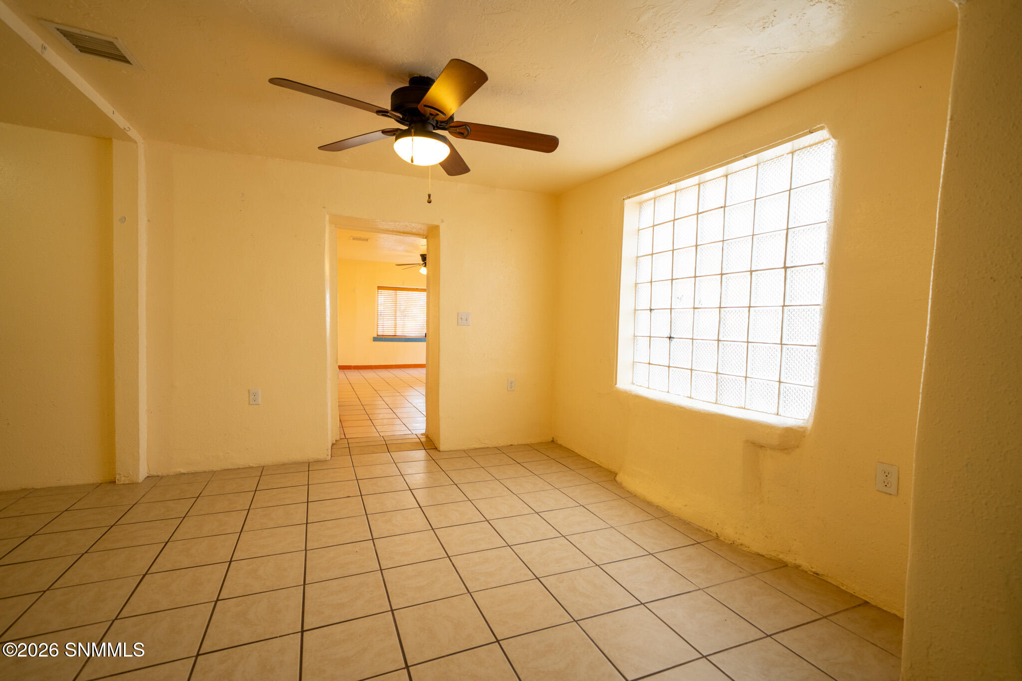 204 W Chopes Street Property Photo 4