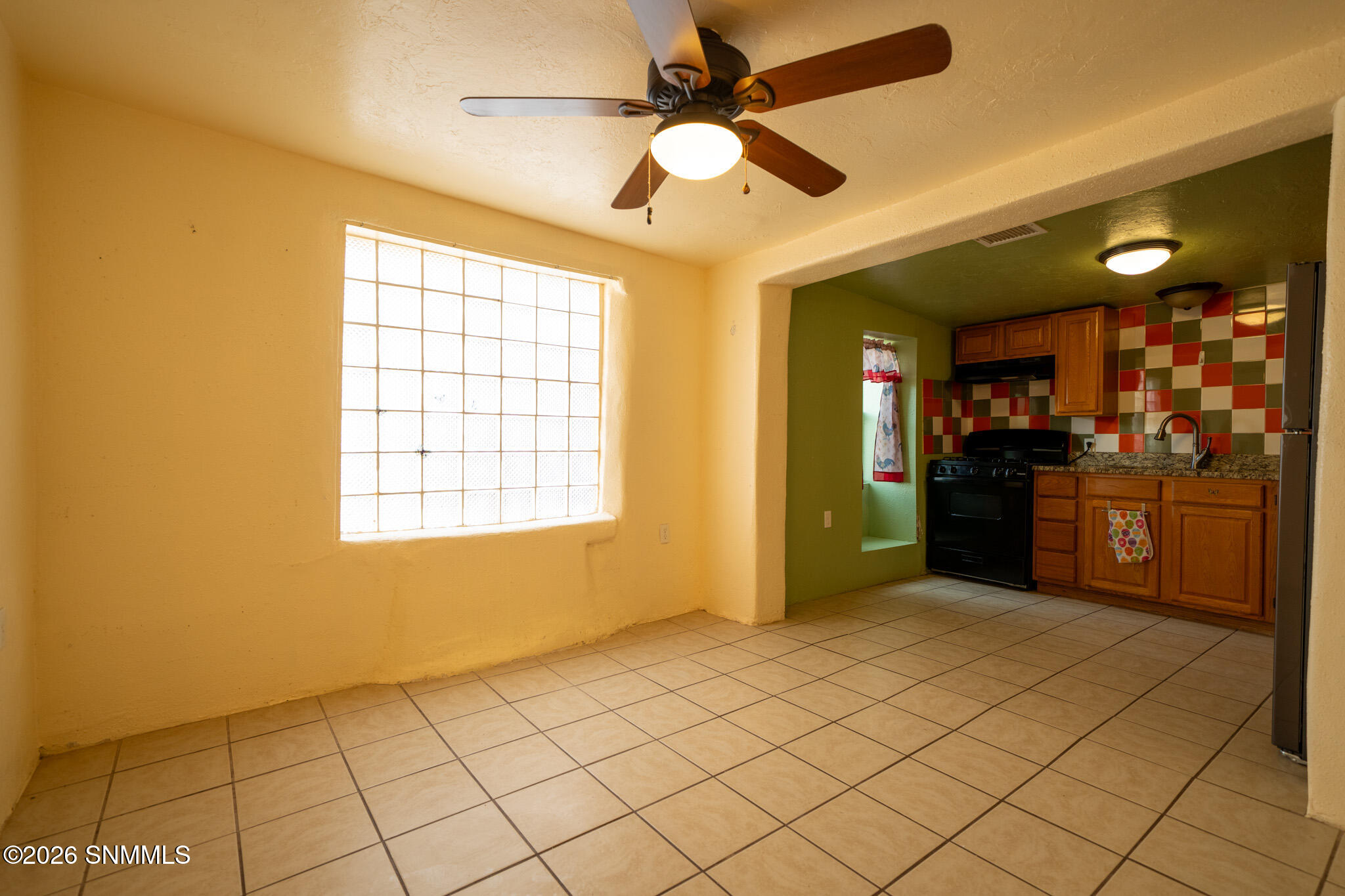 204 W Chopes Street Property Photo 5