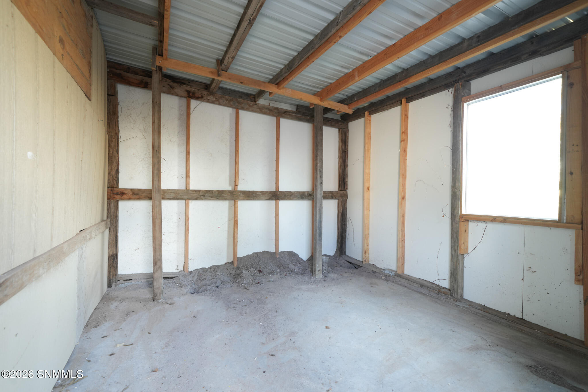 204 W Chopes Street Property Photo 23