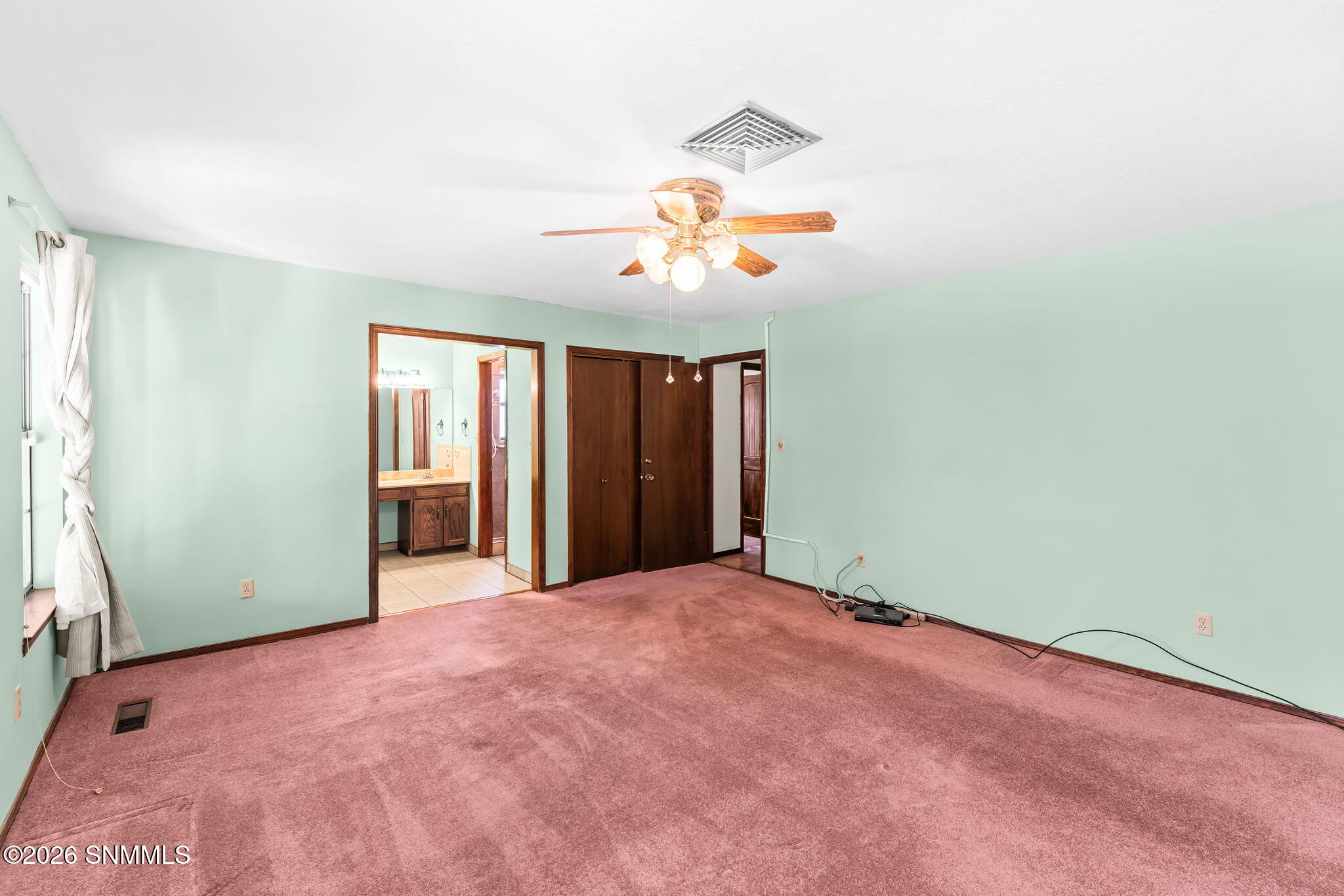 1950 Rosedale Drive Property Photo 16