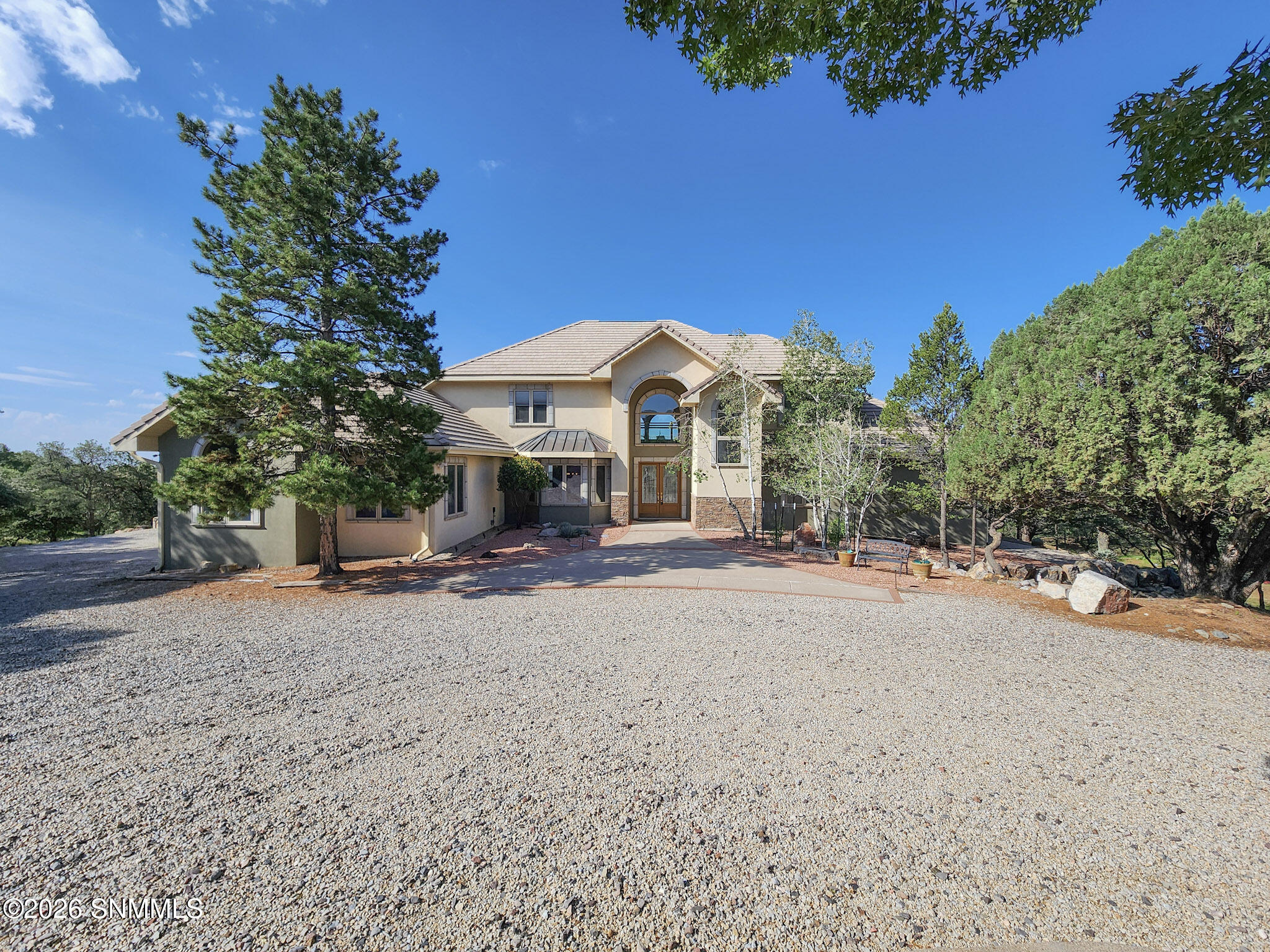 10 Oxbow Drive Property Photo 4