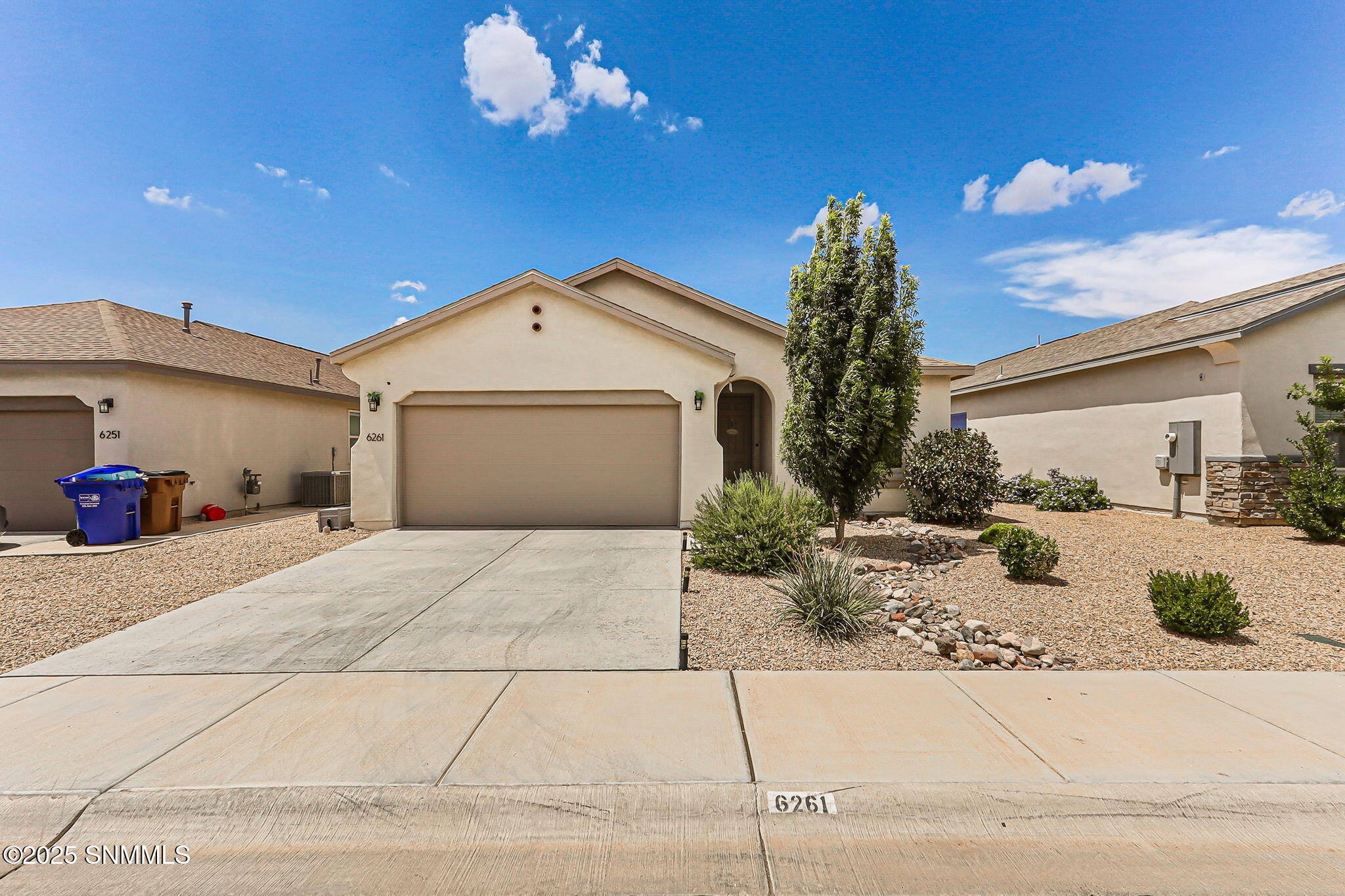 6261 Whitetail Road Property Photo 1
