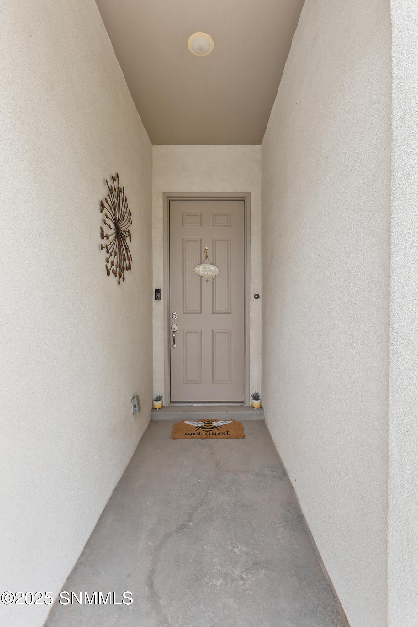 6261 Whitetail Road Property Photo 2