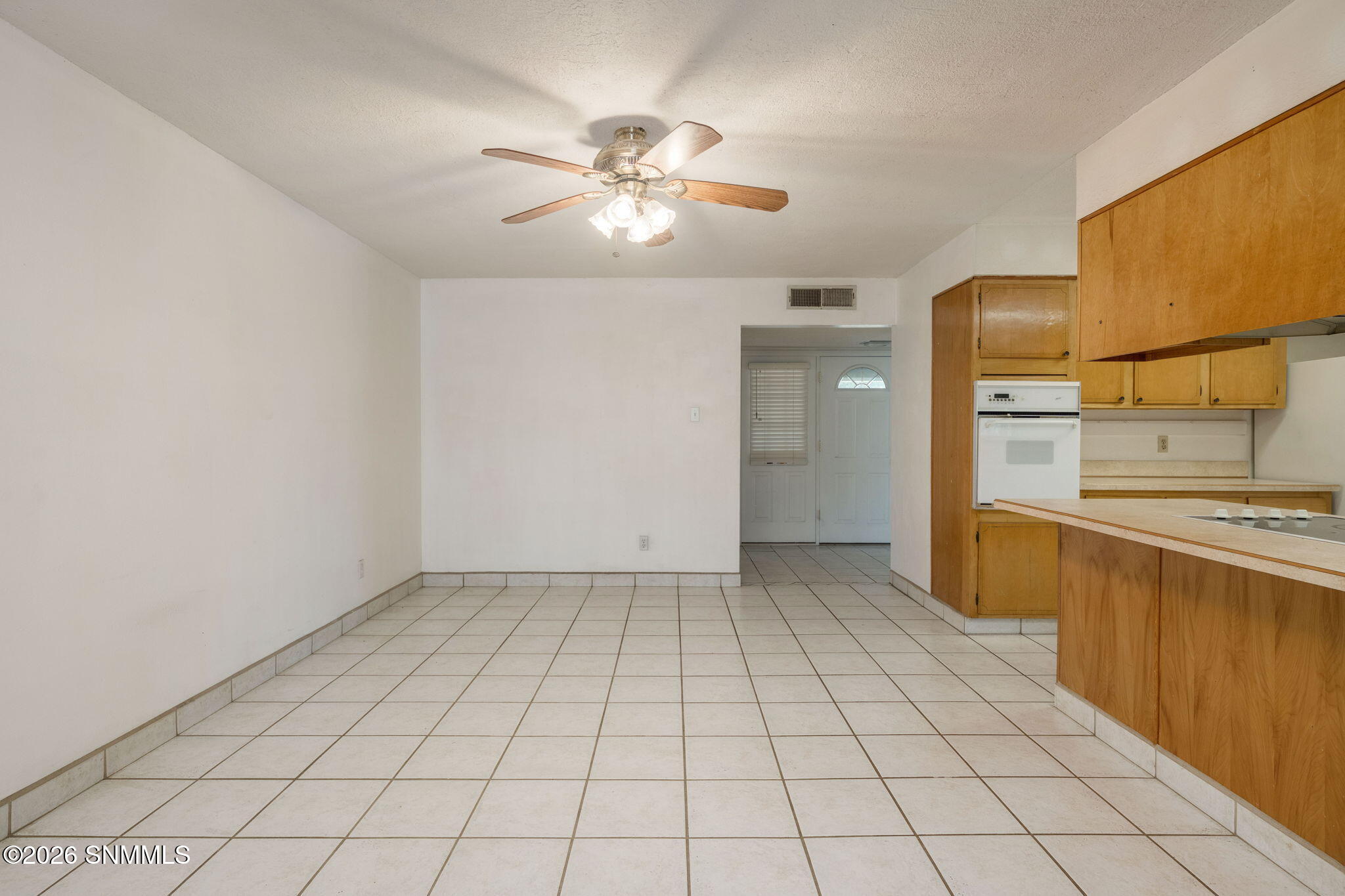 2220 Carlyle Place Property Photo 6