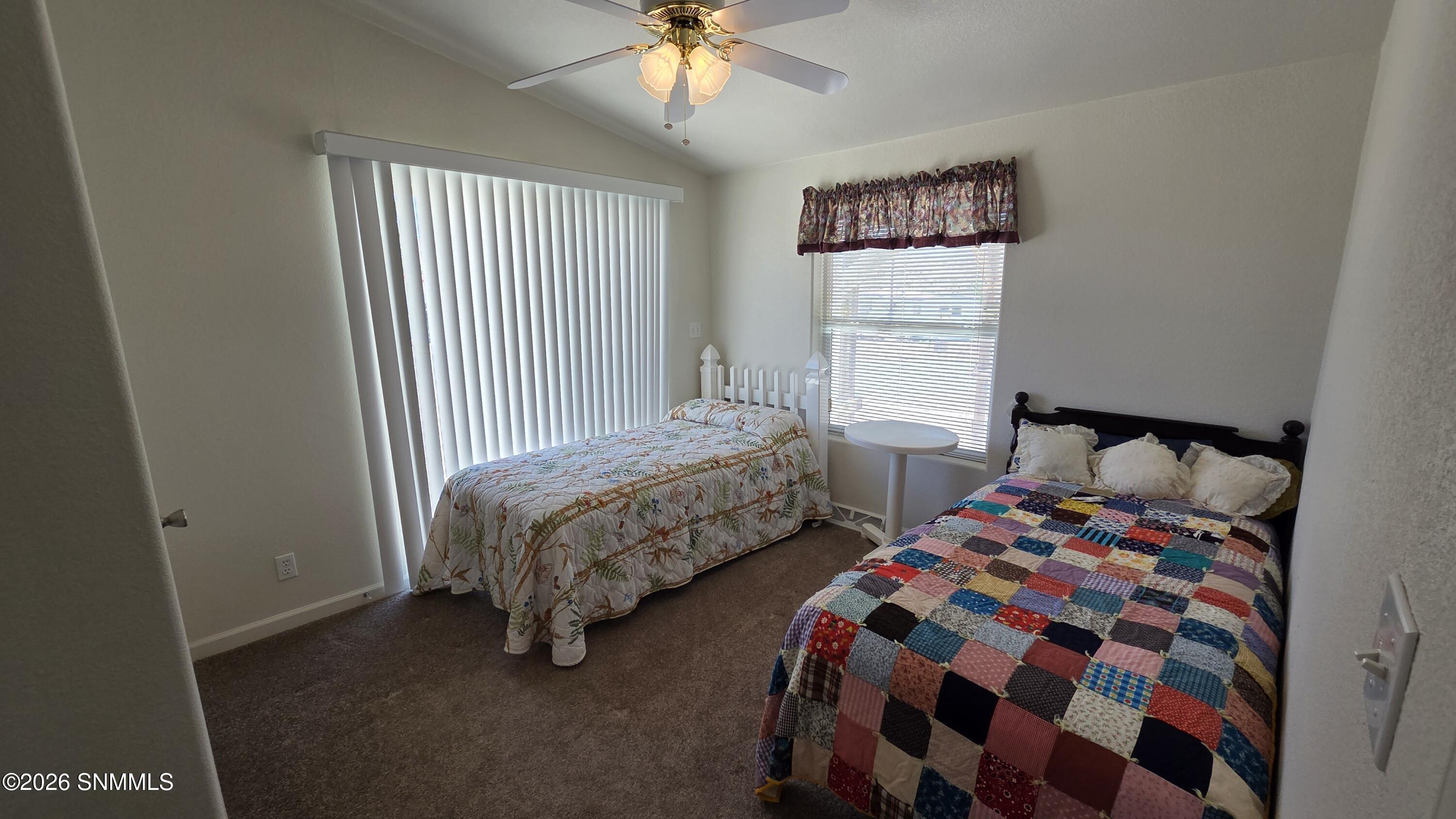 425 Morgan Property Photo 20
