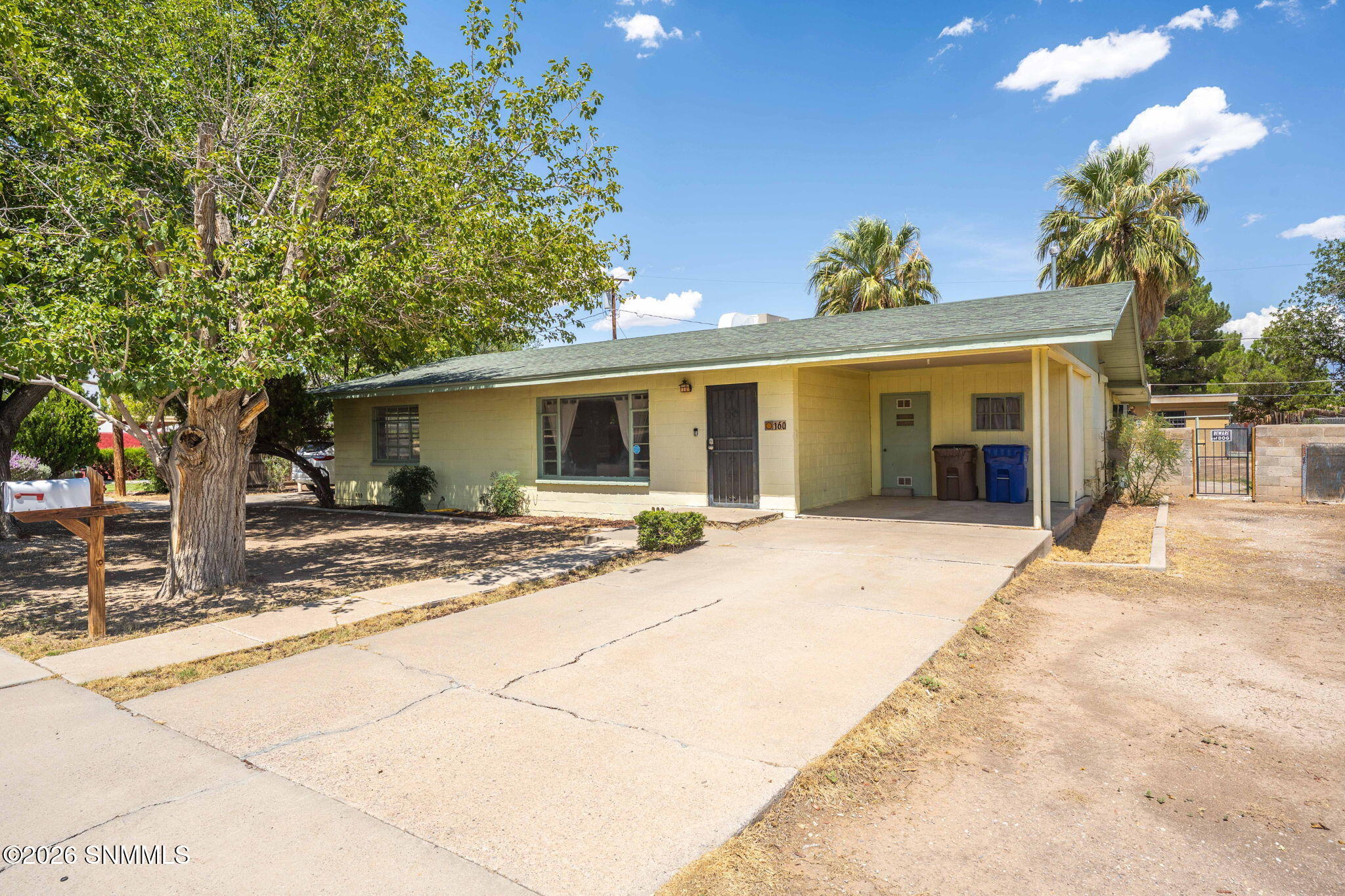 160 Roberts Drive Property Photo 1