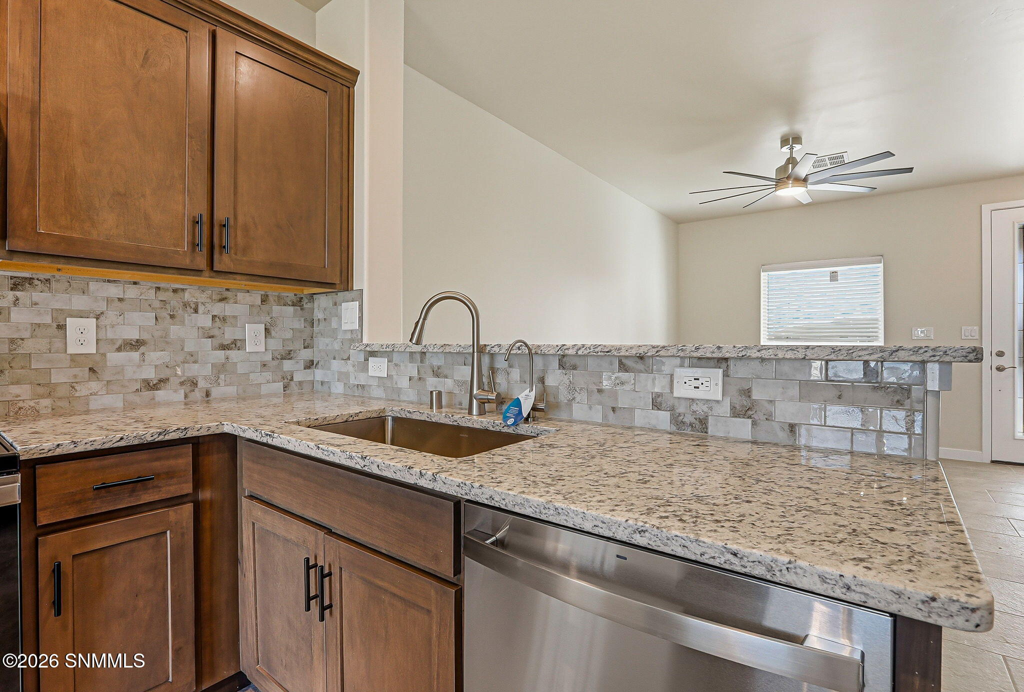 2037 Meteor Street Property Photo 13