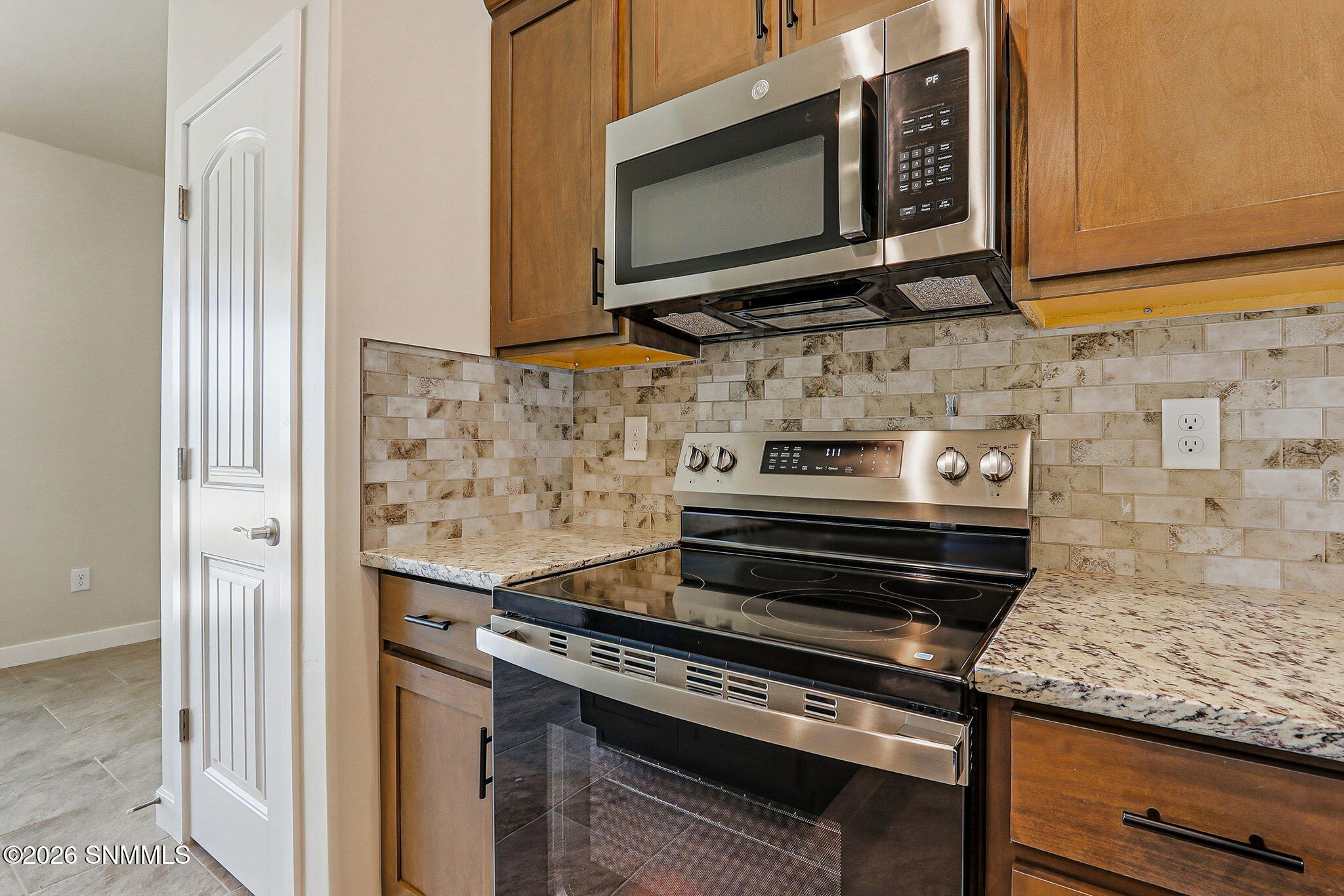 2037 Meteor Street Property Photo 14