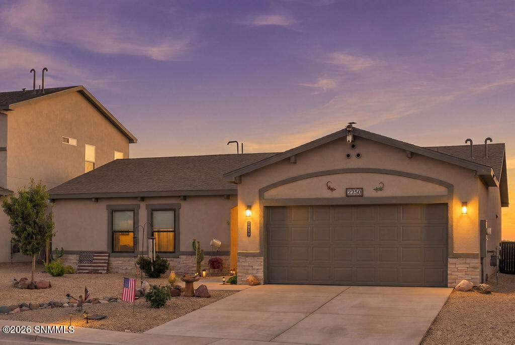7250 Aretha Way Property Photo 1