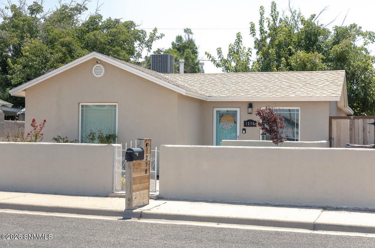 1270 E Mountain Avenue Property Photo 26