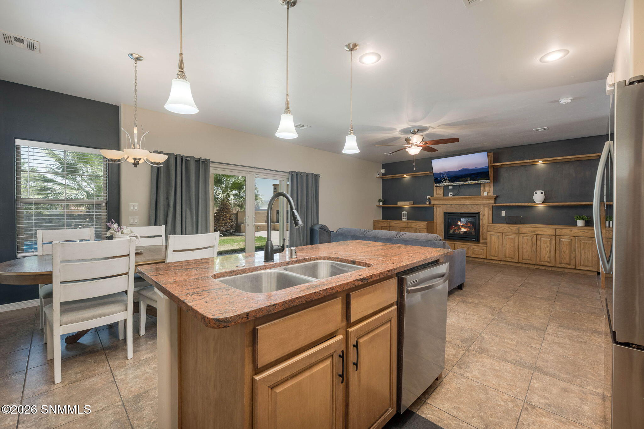3910 Agua De Vida Drive Property Photo 15