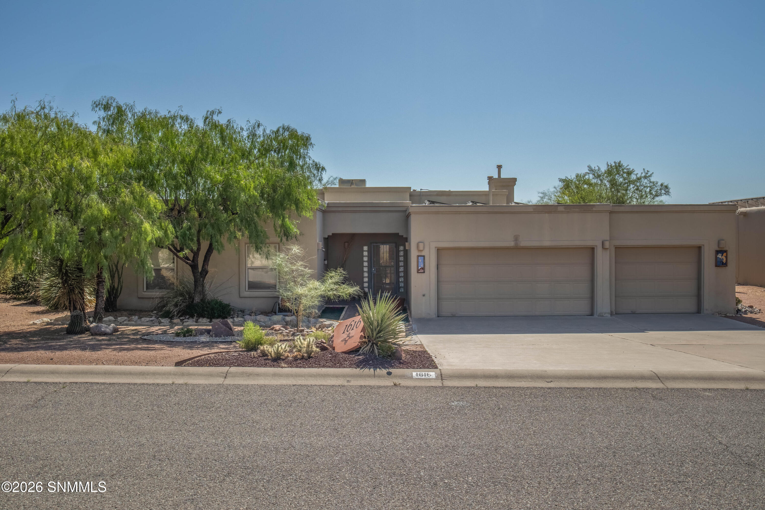 1616 Via Rubi Property Photo 1