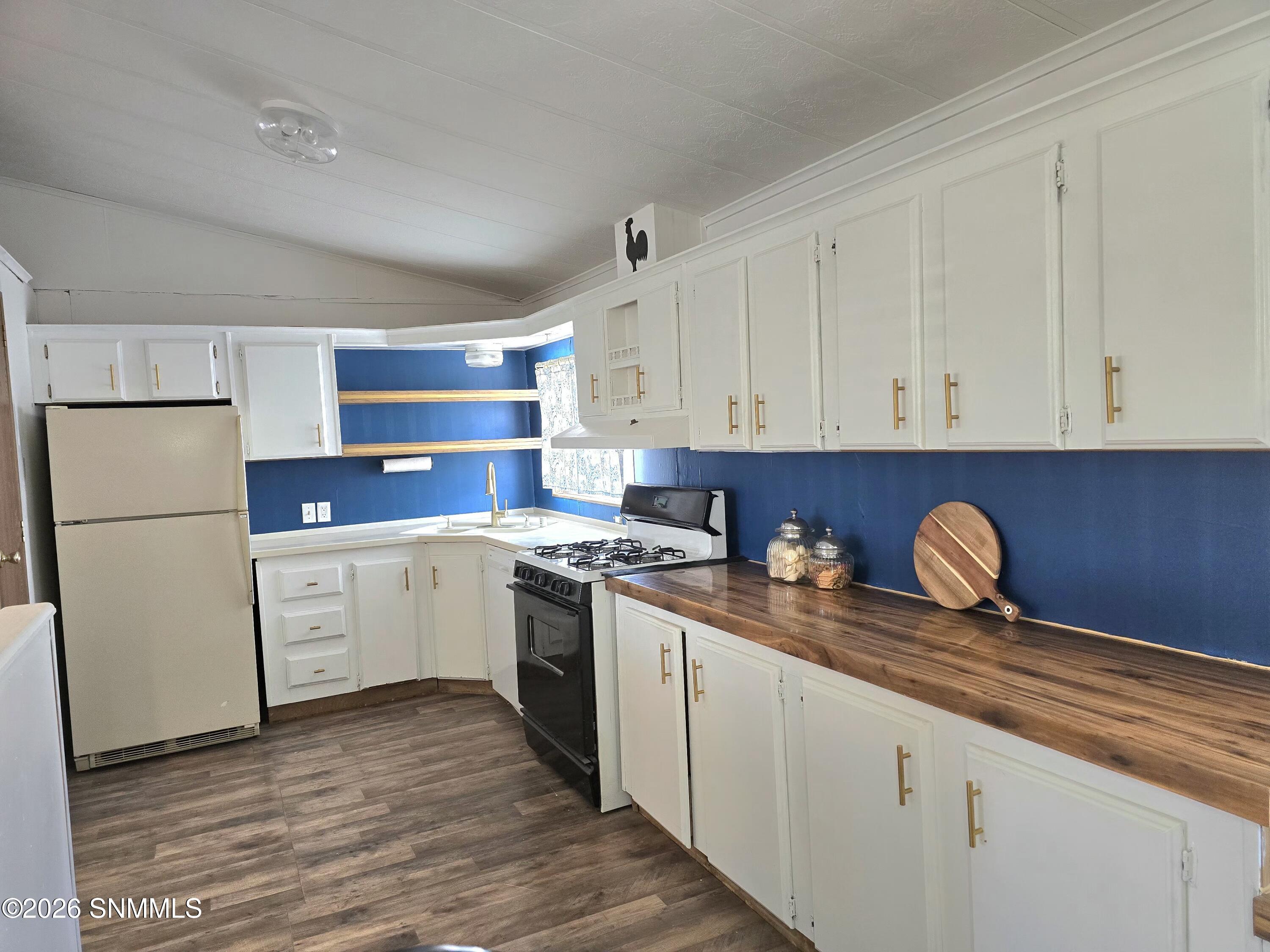4111 Elks Drive Property Photo 7