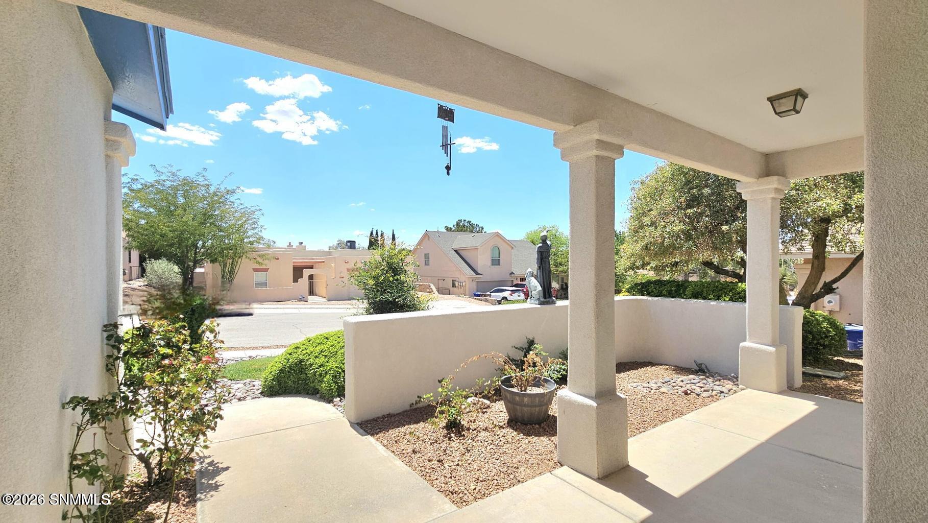 2688 Nebula Way Property Photo 5