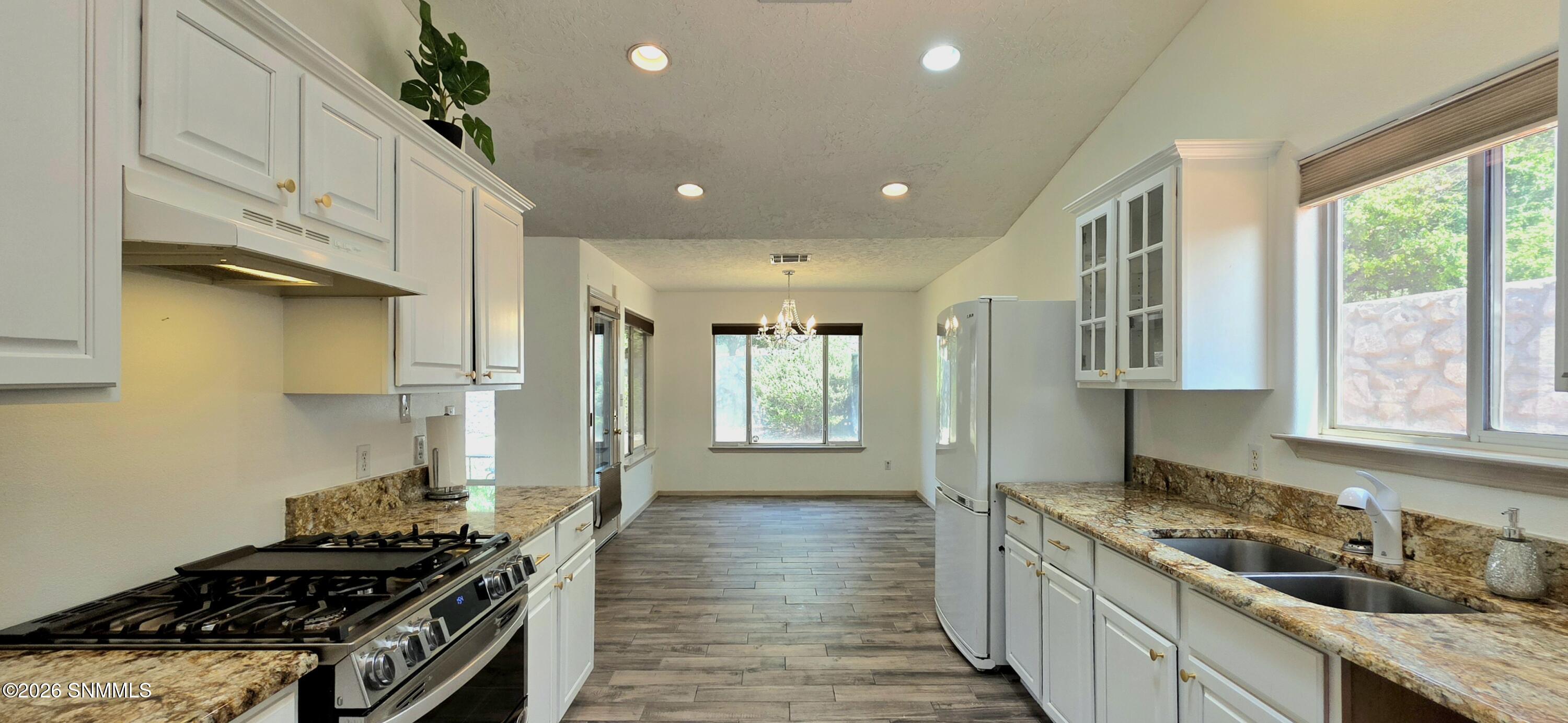 2688 Nebula Way Property Photo 12