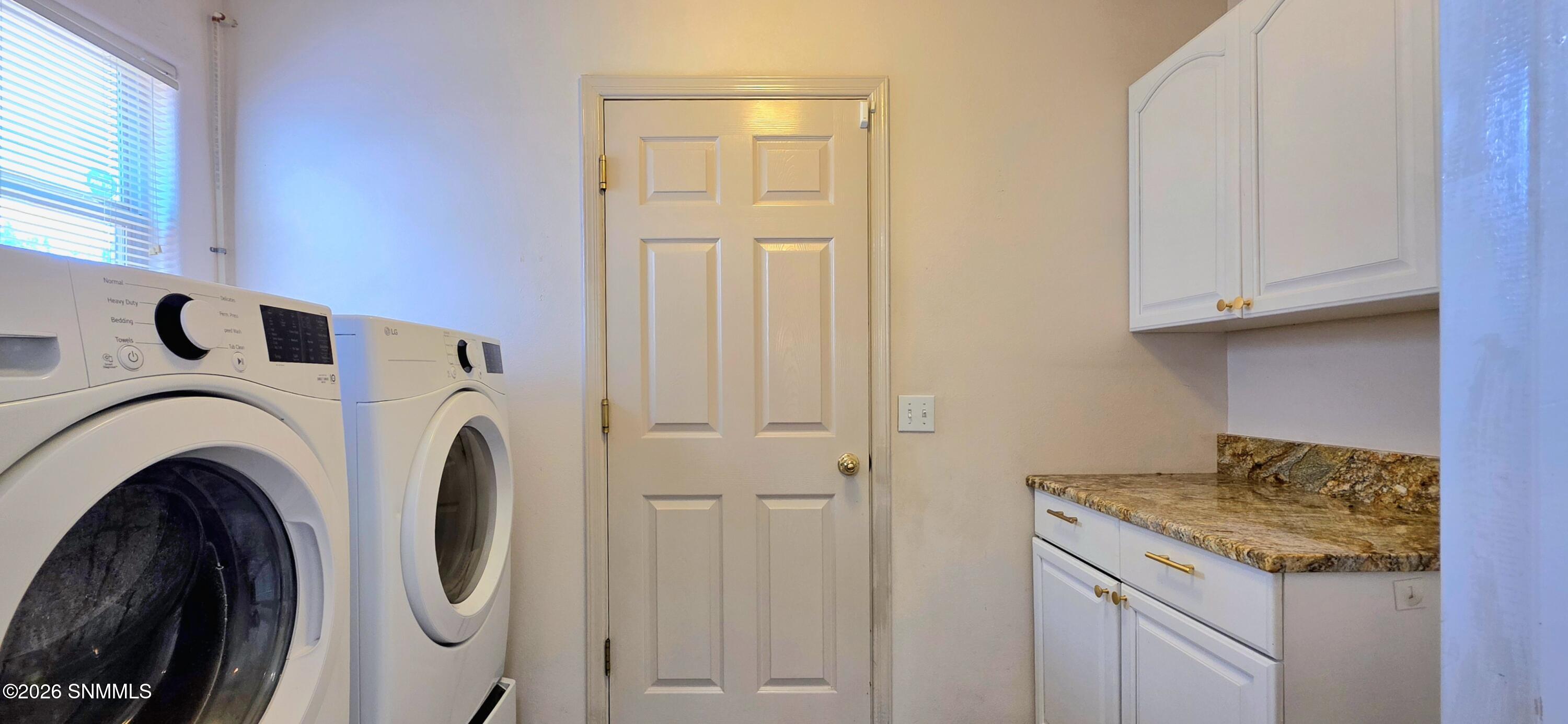 2688 Nebula Way Property Photo 29
