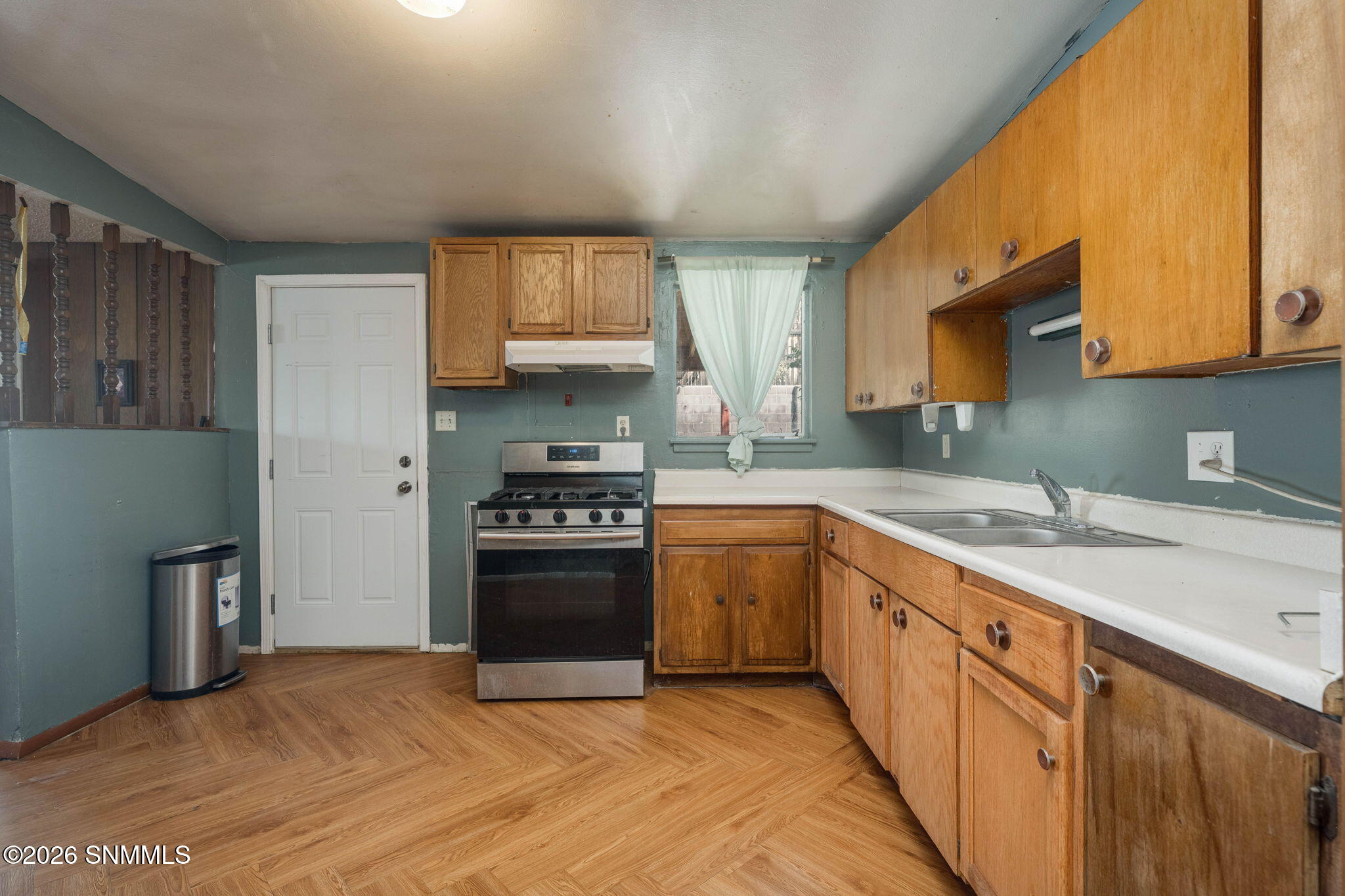 2329 E Idaho Avenue Property Photo 9