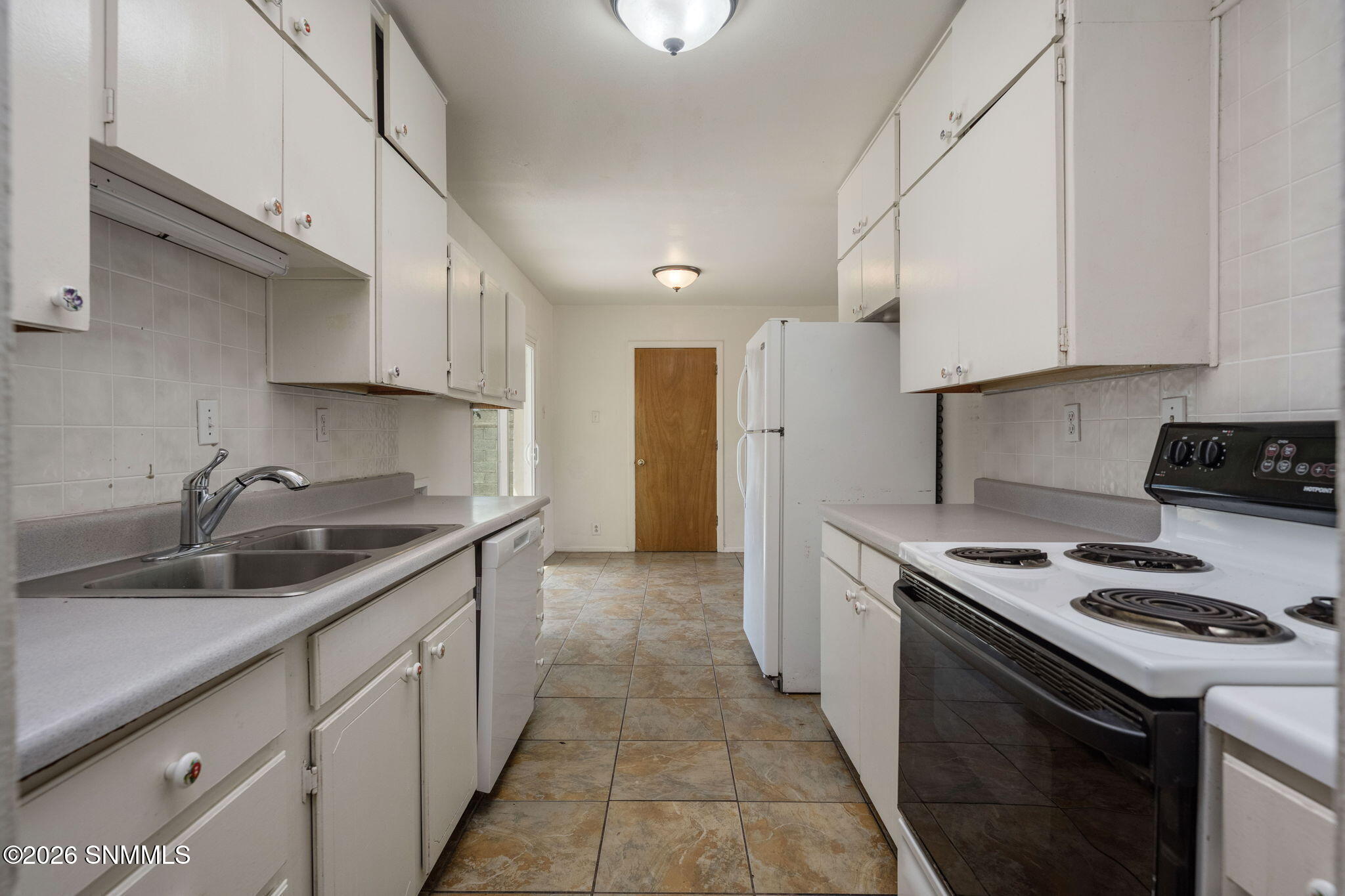 2030 Chilton Drive Property Photo 13