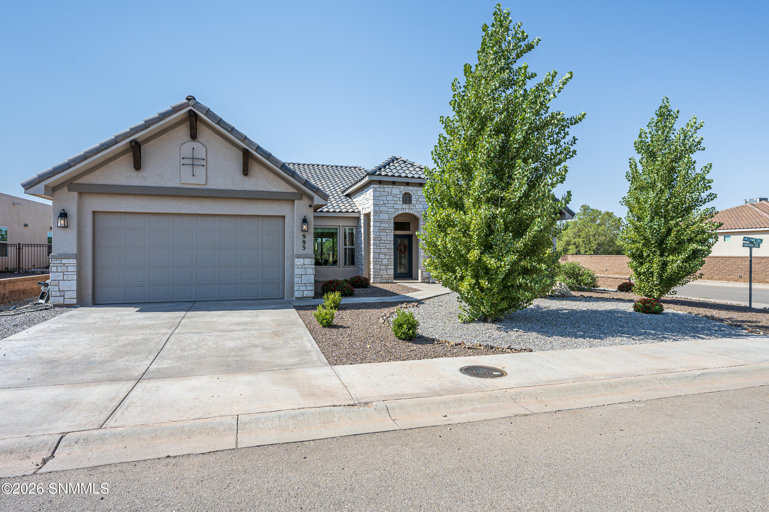 995 Datura Drive Property Photo 3