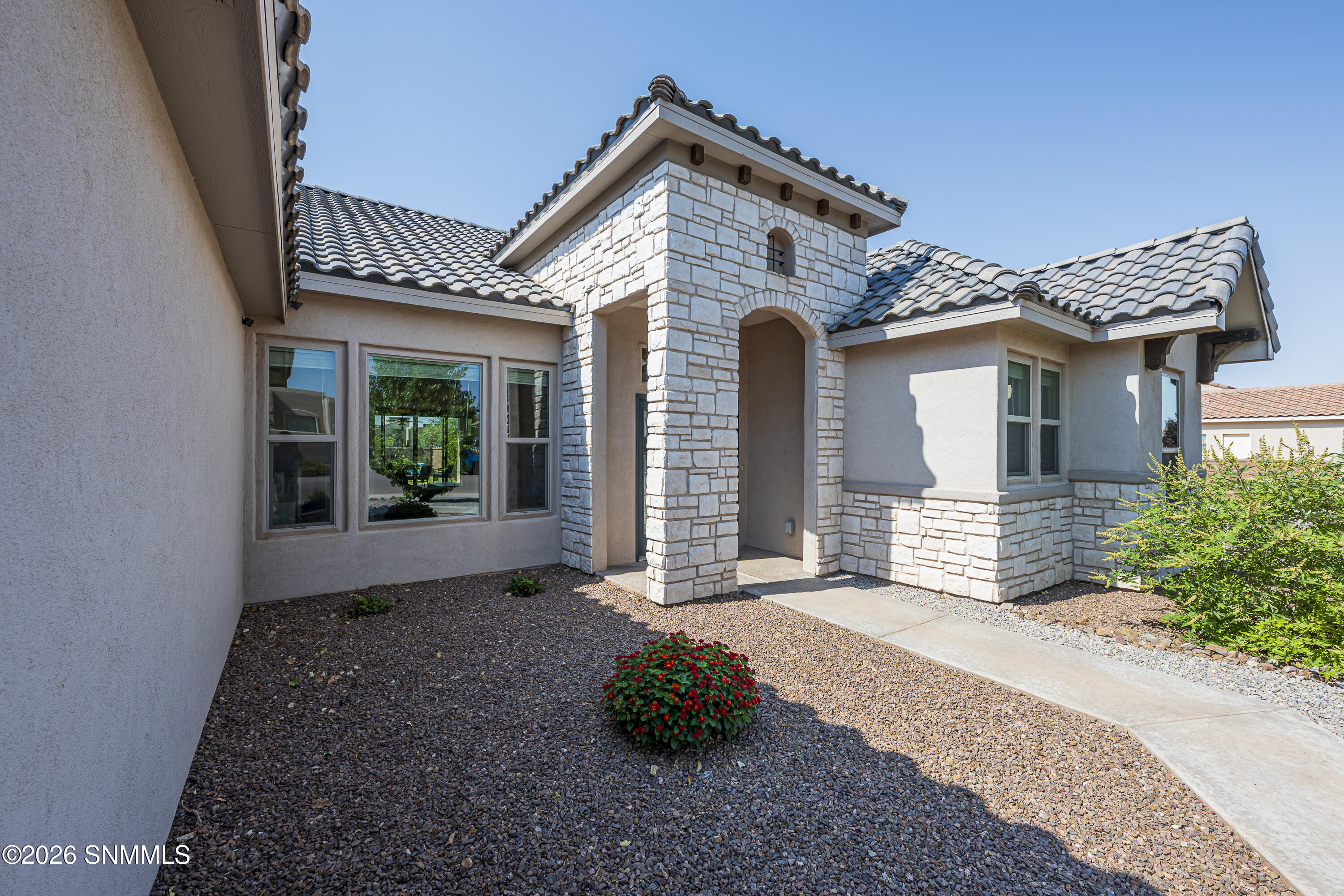 995 Datura Drive Property Photo 9