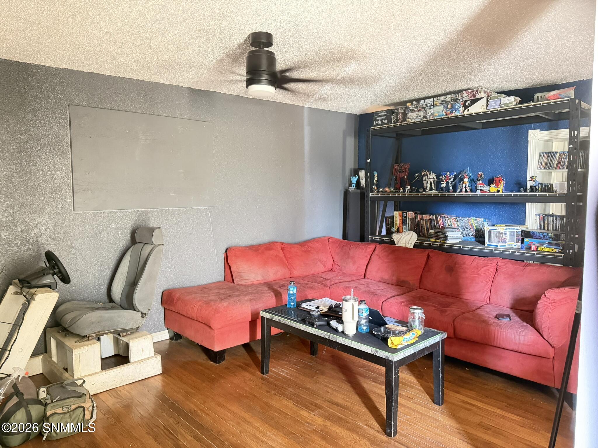 1402 Hawaii Avenue Property Photo 2