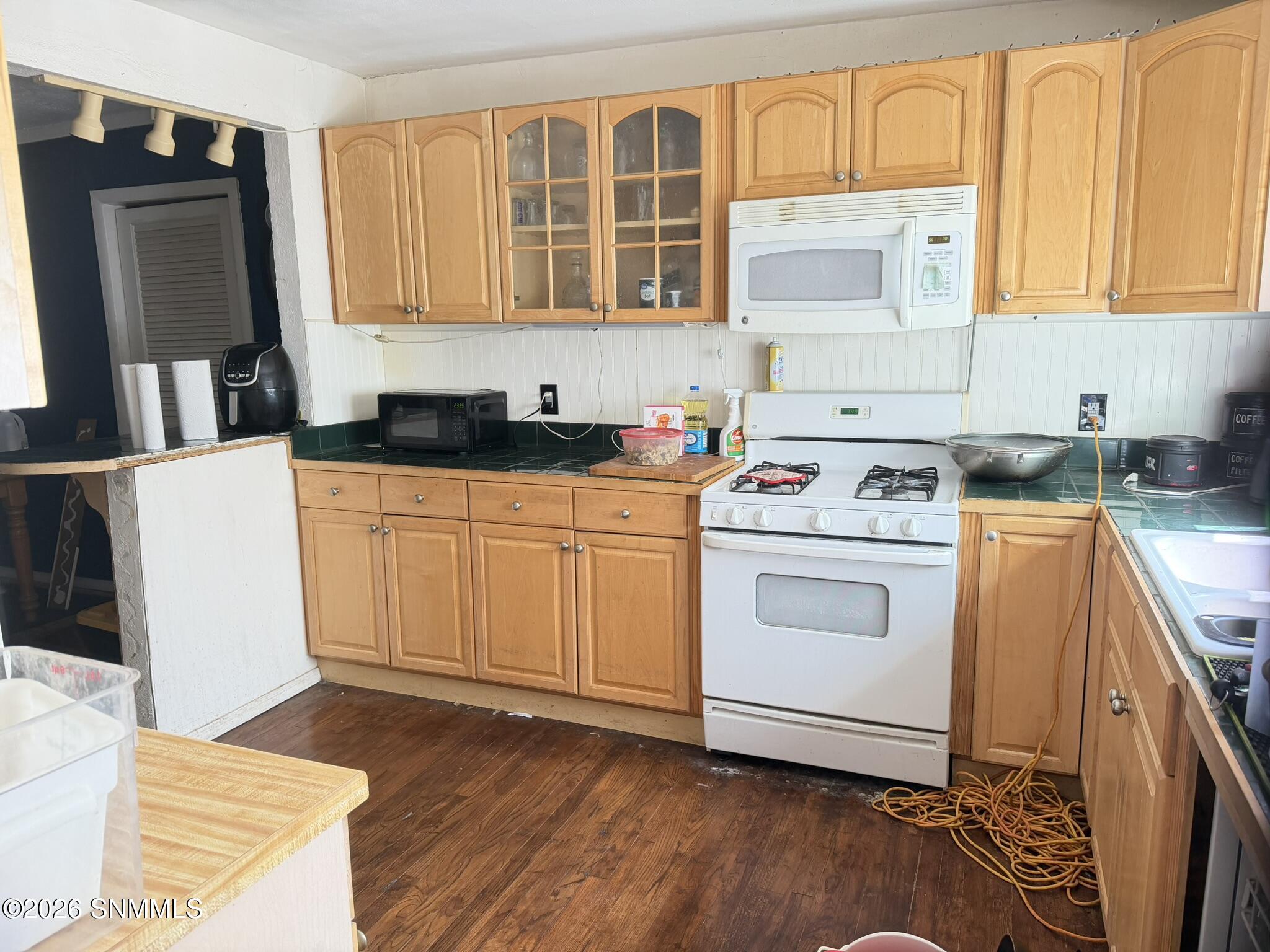 1402 Hawaii Avenue Property Photo 3