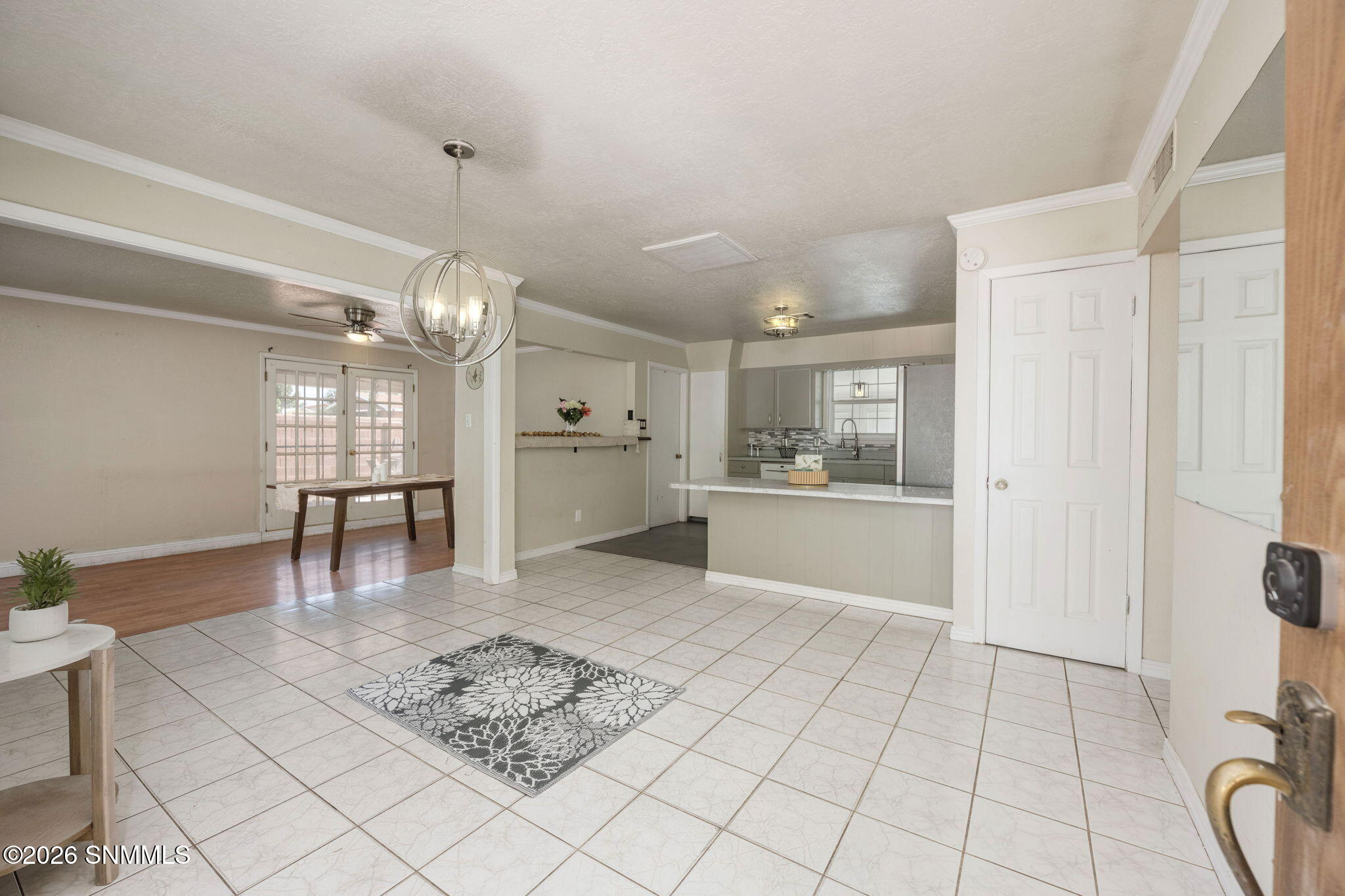 925 Delta Drive Property Photo 4